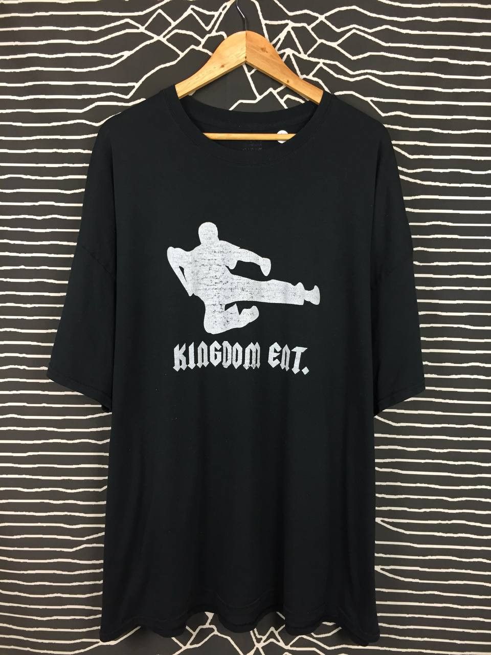 Gildan × Vintage Kingdom Ent. Kingdom Martial Art Logo Tee Size US XXL / EU 58 / 5 - 2 Thumbnail