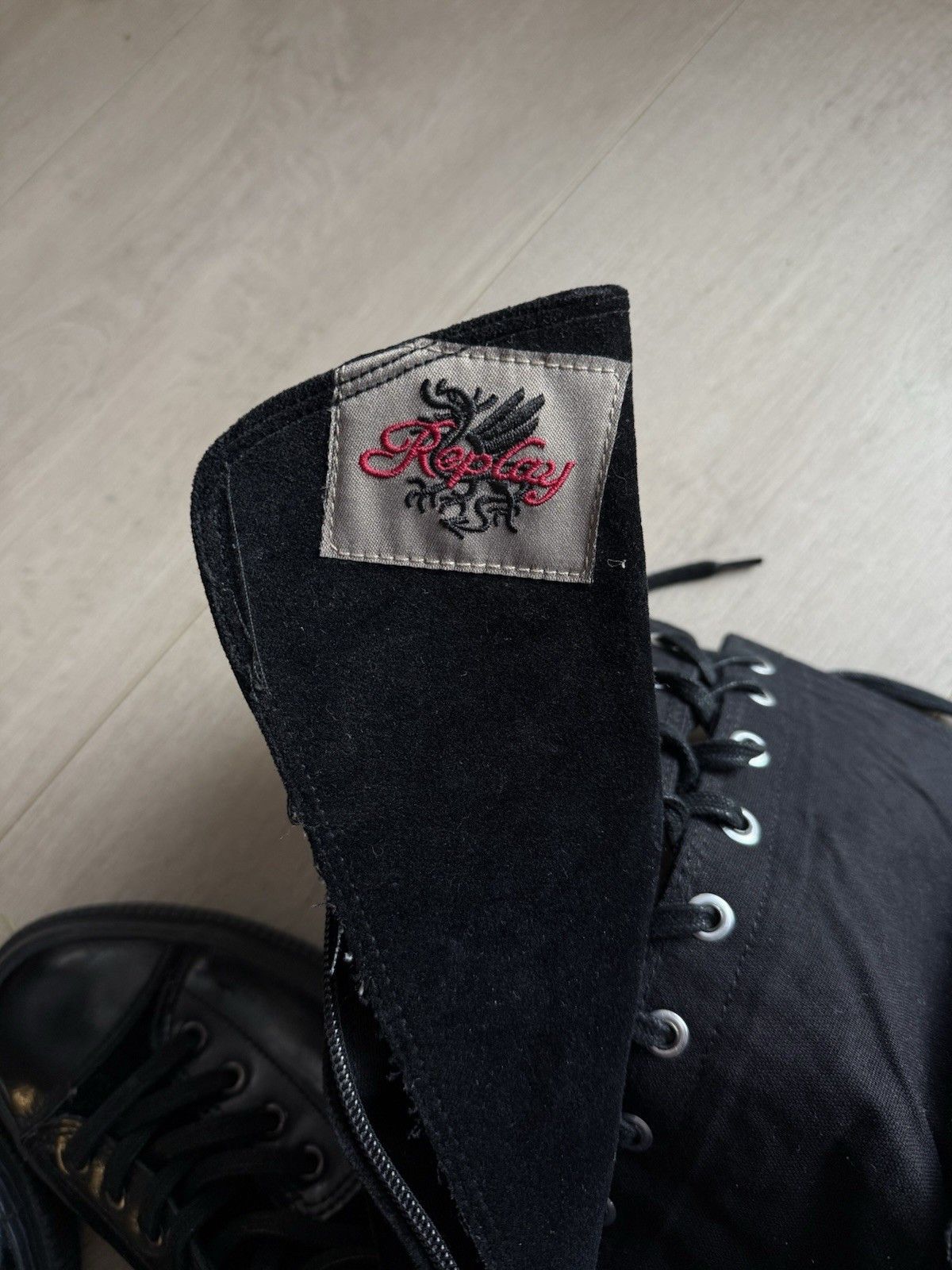 Replay Replay Dragon High Lace Up Y2k Shoes Black Japan Vintage Size US 10 / IT 40 - 9 Thumbnail