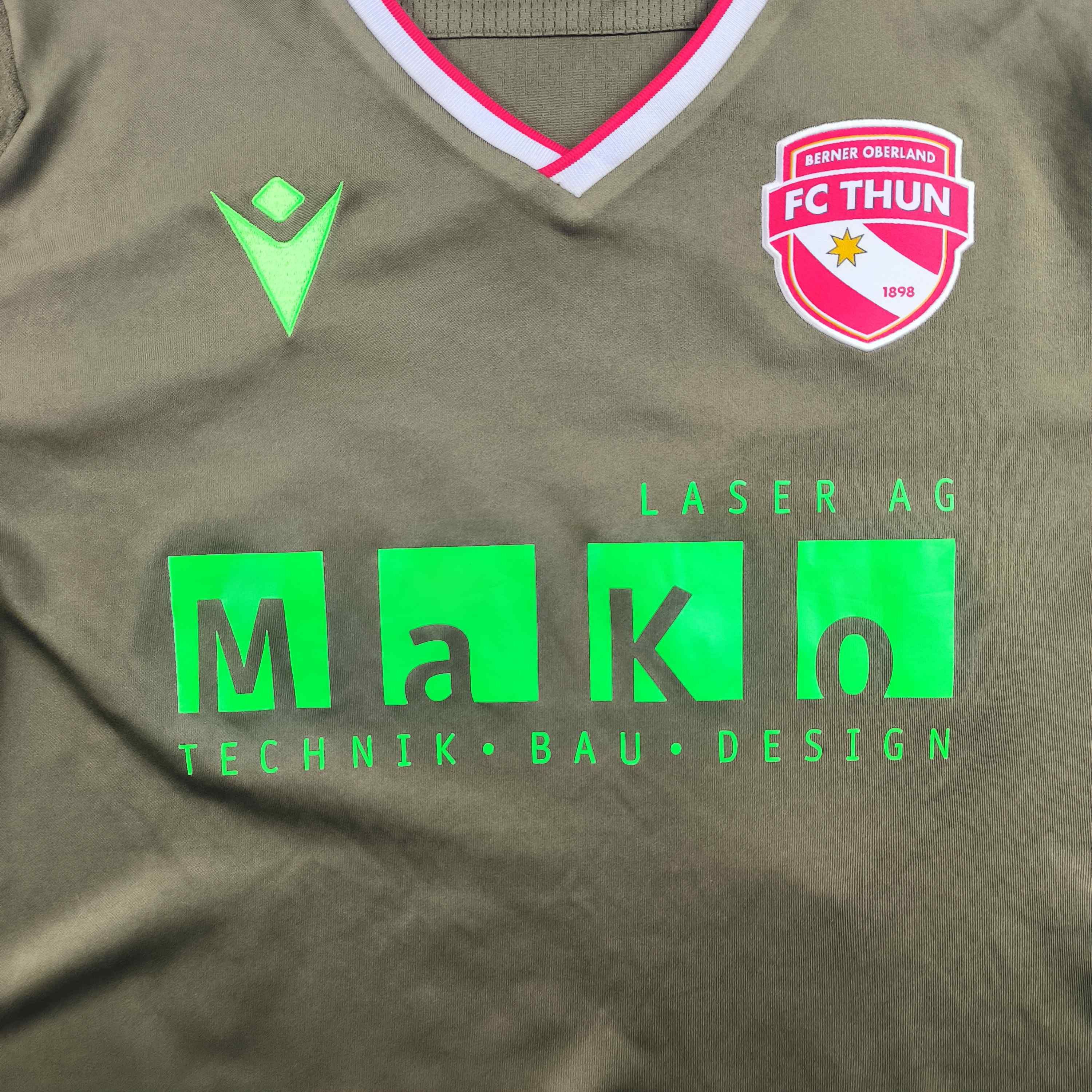 Macron FC Thun 2020-21 Macron away #10 football jersey shirt size S Size US S / EU 44-46 / 1 - 3 Thumbnail