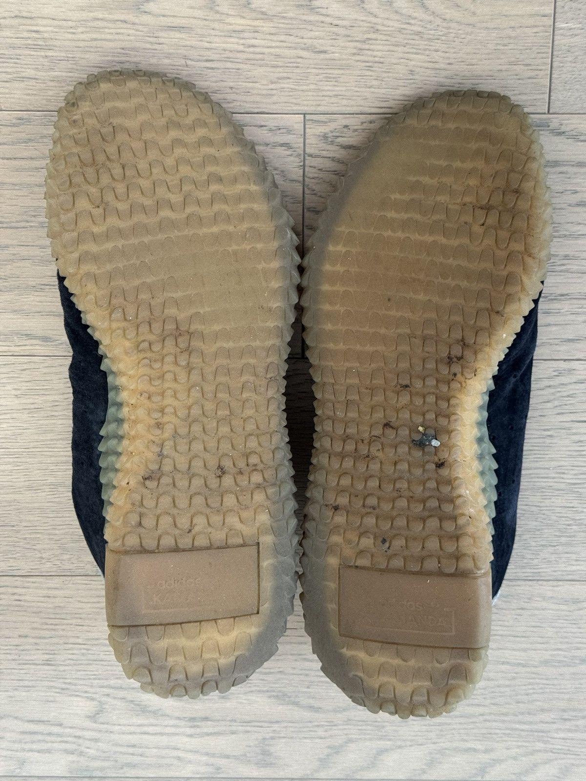 Adidas Kamanda Black and Gum Sole 10.5 Size US 10.5 / EU 43-44 - 8 Thumbnail