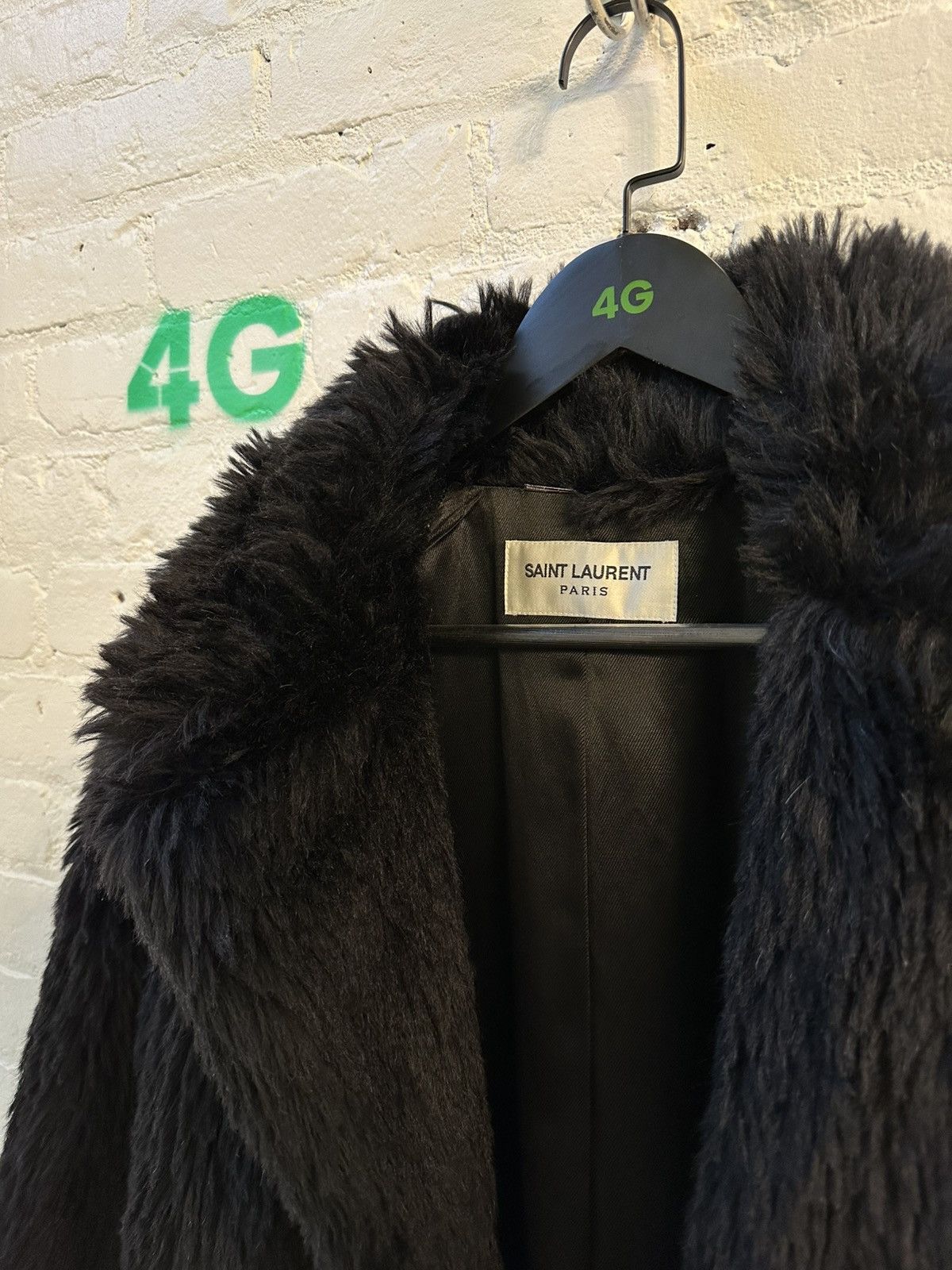 Hedi Slimane × Saint Laurent Paris SAINT LAURENT PARÍS FUR COAT SZ M Size US M / EU 48-50 / 2 - 2 Thumbnail