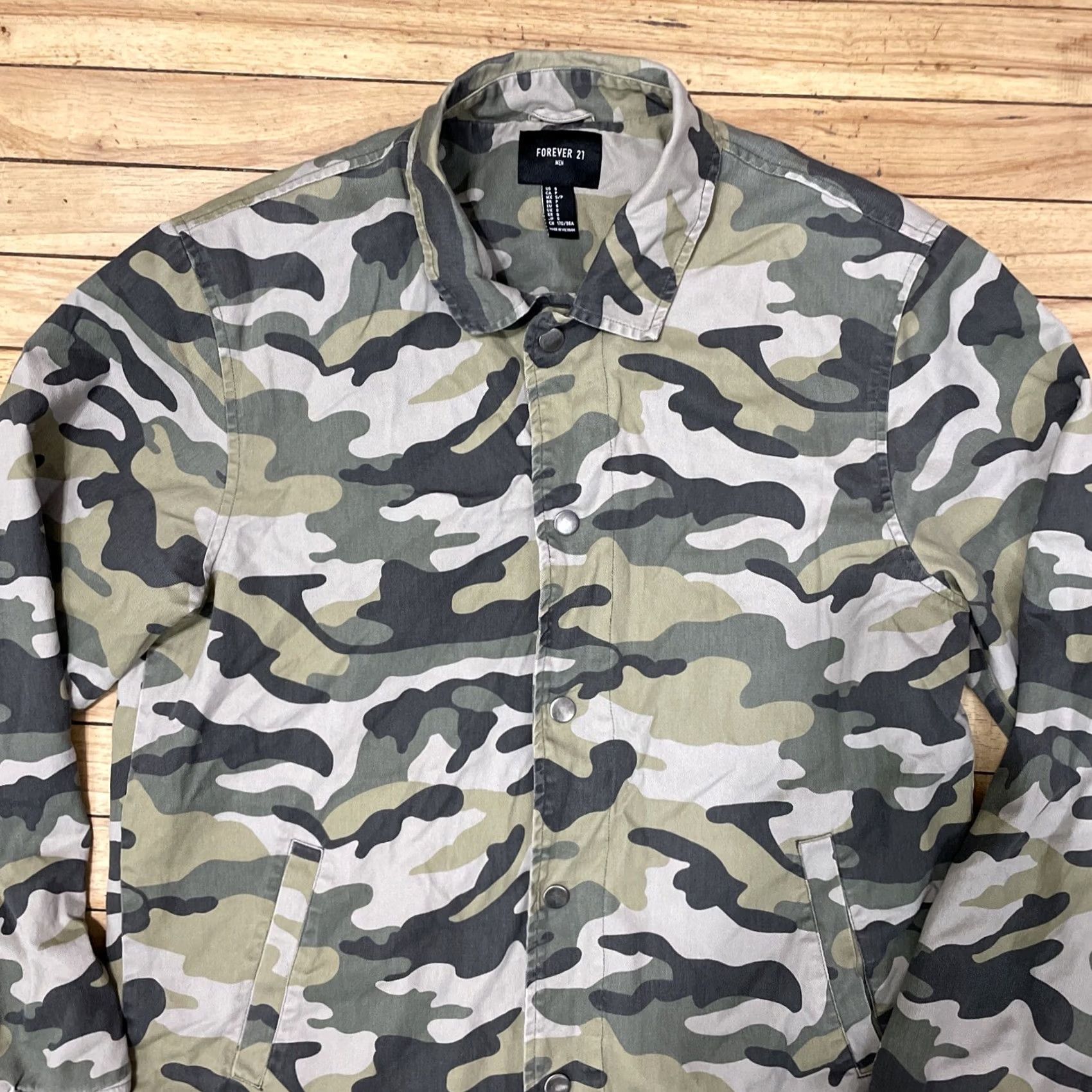 Forever 21 FOREVER 21 Jacket Men S Camouflage Army Green Gray Lined Bomber Button Snap Waist Cinched Canvas Polyester Casual Military Style 90s Size US S / EU 44-46 / 1 - 5 Thumbnail