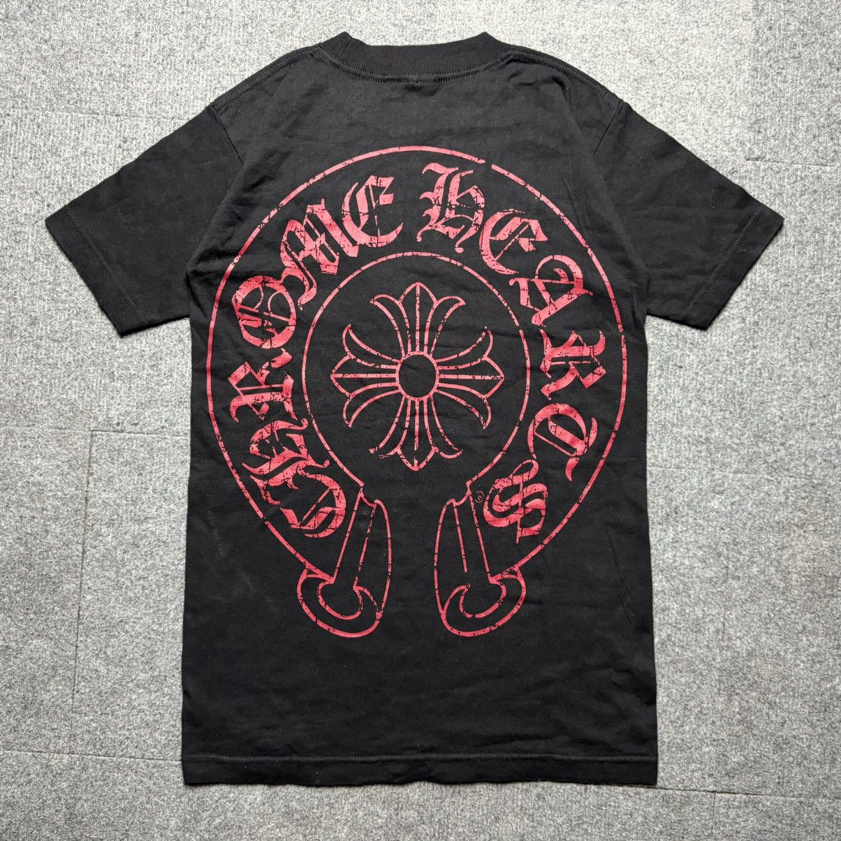 Image of Chrome Hearts - Vintage Y2K Red Horseshoe Tee in Black, Men's (Size Small)