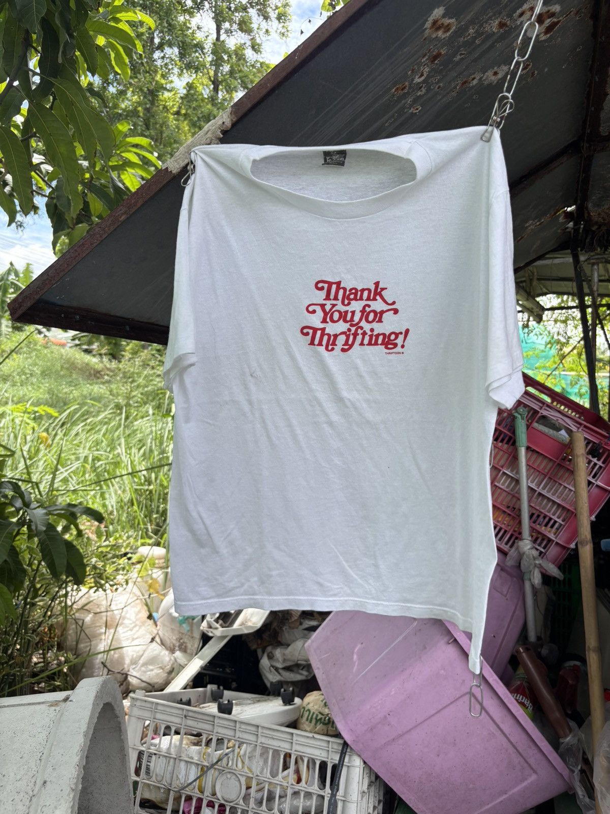 Vintage Vintage Thriftcon “Thank you for thrifting” 90’s tee Size US L / EU 52-54 / 3 - 1 Thumbnail