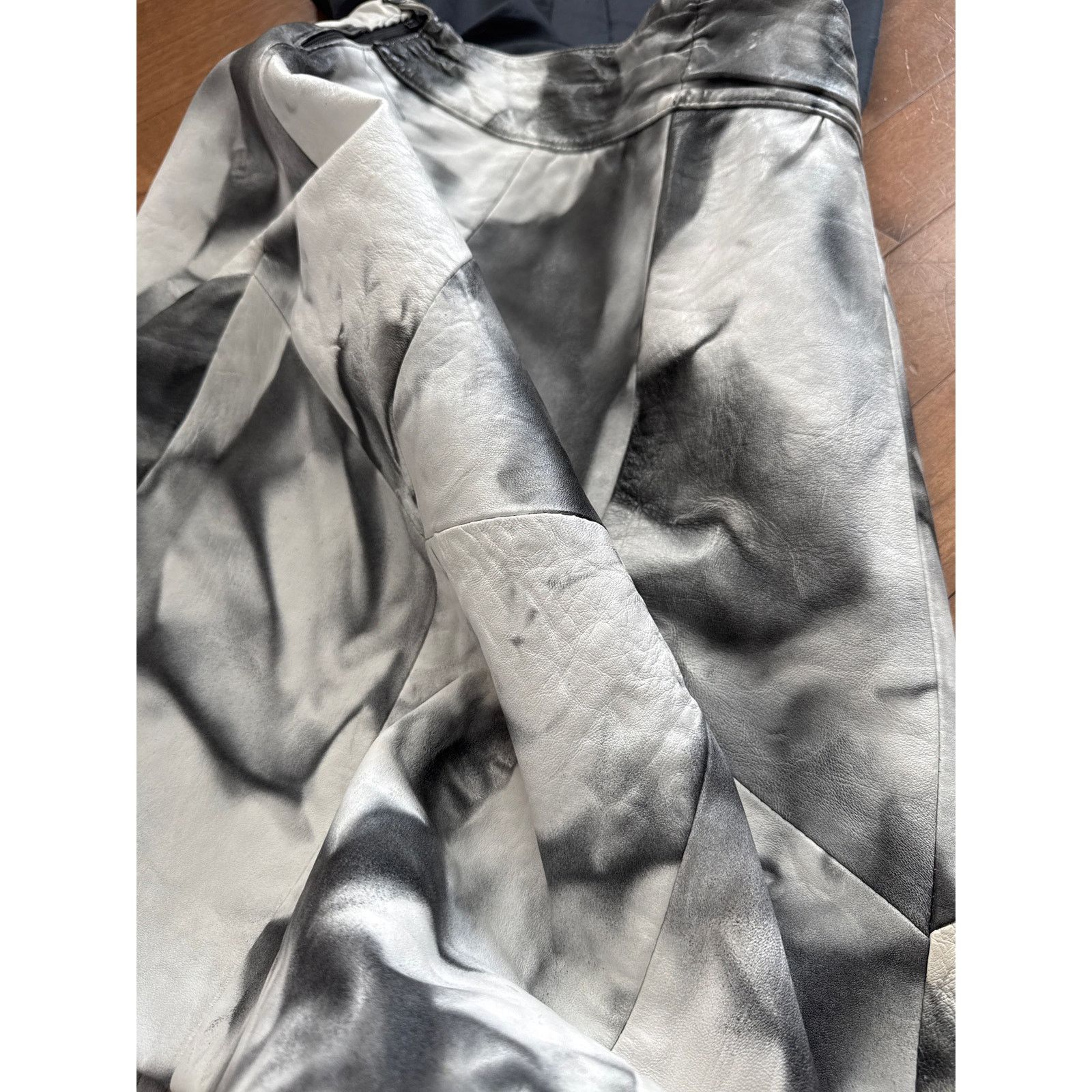 Vintage 1980s Black White Leather Patchwork A-Line Skirt M Size 30" / US 8 / IT 44 - 4 Thumbnail