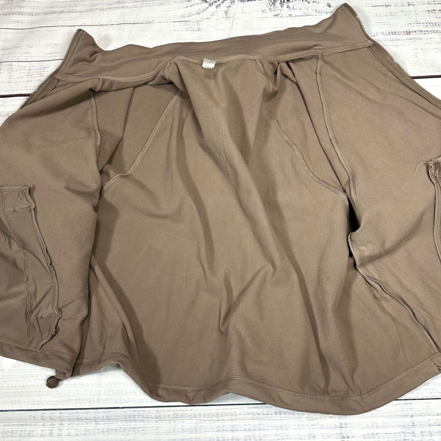 Vintage Yogalicious Lux Womens Zip Front Cropped Sweatshirt 2XL Tan Pockets Long Sleeve Size XXL / US 16-18 / IT 52-54 - 5 Thumbnail