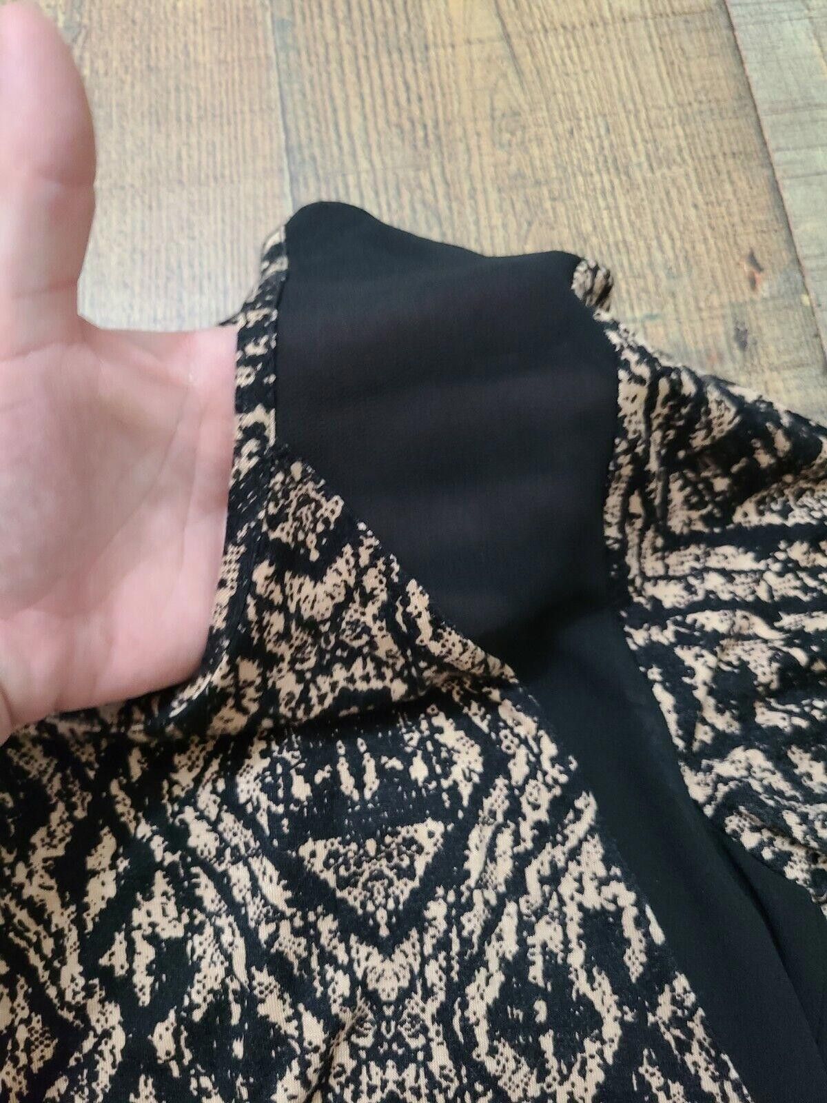 Designer Happening In The Present Top Large Geometric Long sheer Size L / US 10 / IT 46 - 4 Thumbnail
