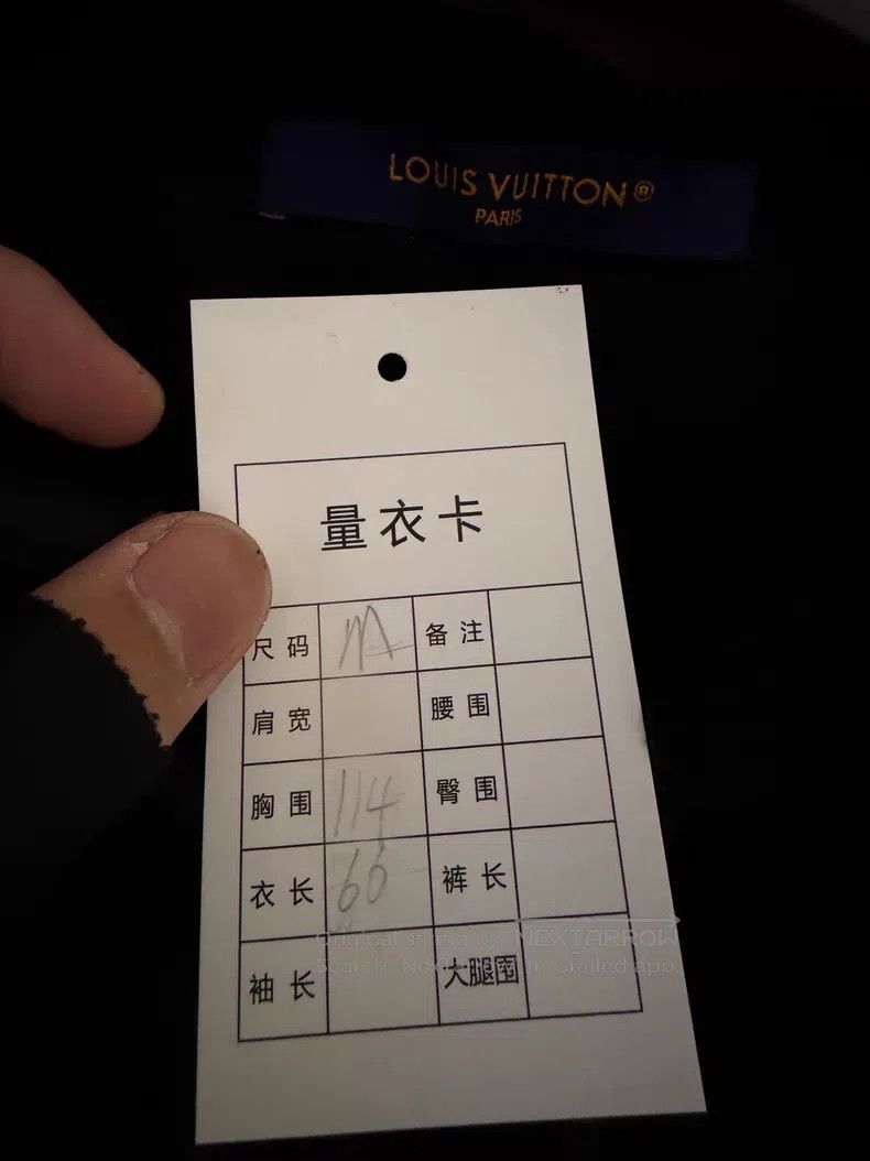 Louis Vuitton Louis Vuitton Full logo towel hooded jacket Size US M / EU 48-50 / 2 - 3 Thumbnail
