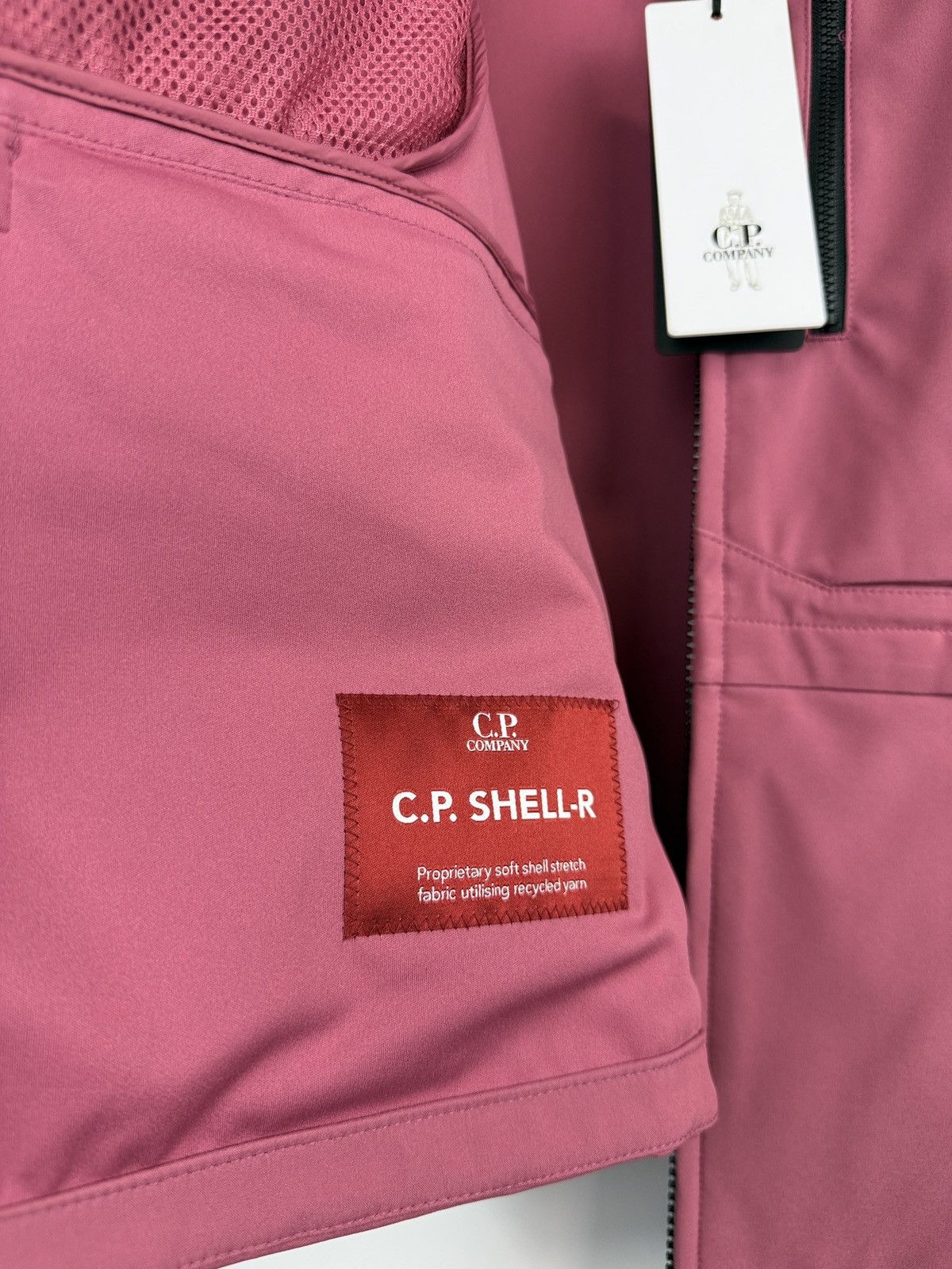 C.P. Company Red C.P. Company C.P. Shell-R Vest (brand new with tags) 4XL Size US XXL / EU 58 / 5 - 6 Thumbnail