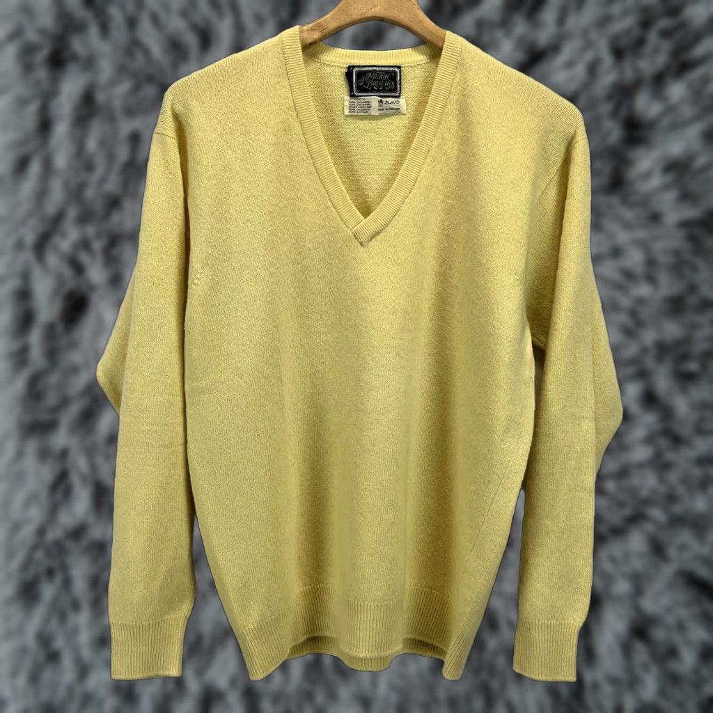 Vintage VINTAGE Merry Britches Mens Cashmere Sweater Yellow V-Neck Medium M/L Size US M / EU 48-50 / 2 - 1 Thumbnail