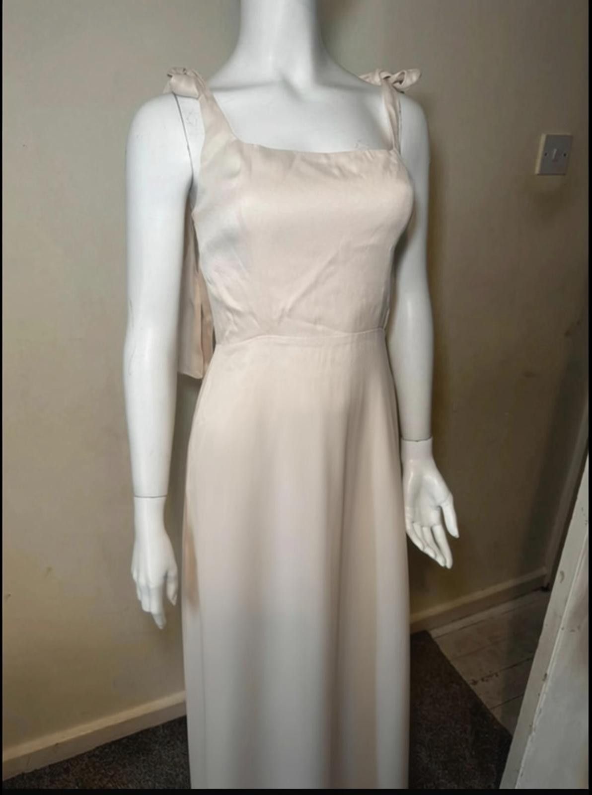 Other Maids Tie shoulder maxi dress ivory Size 8/S BNWT RPR £180 Size S / US 4 / IT 40 - 2 Thumbnail