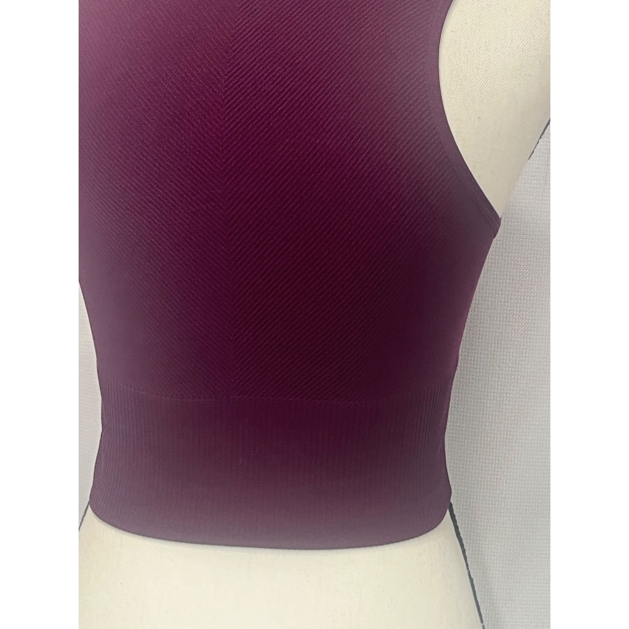 Topshop Topshop Seamless V Neck Bralette in Plum, Sz. M/L (US 8-12) Size ONE SIZE - 9 Thumbnail