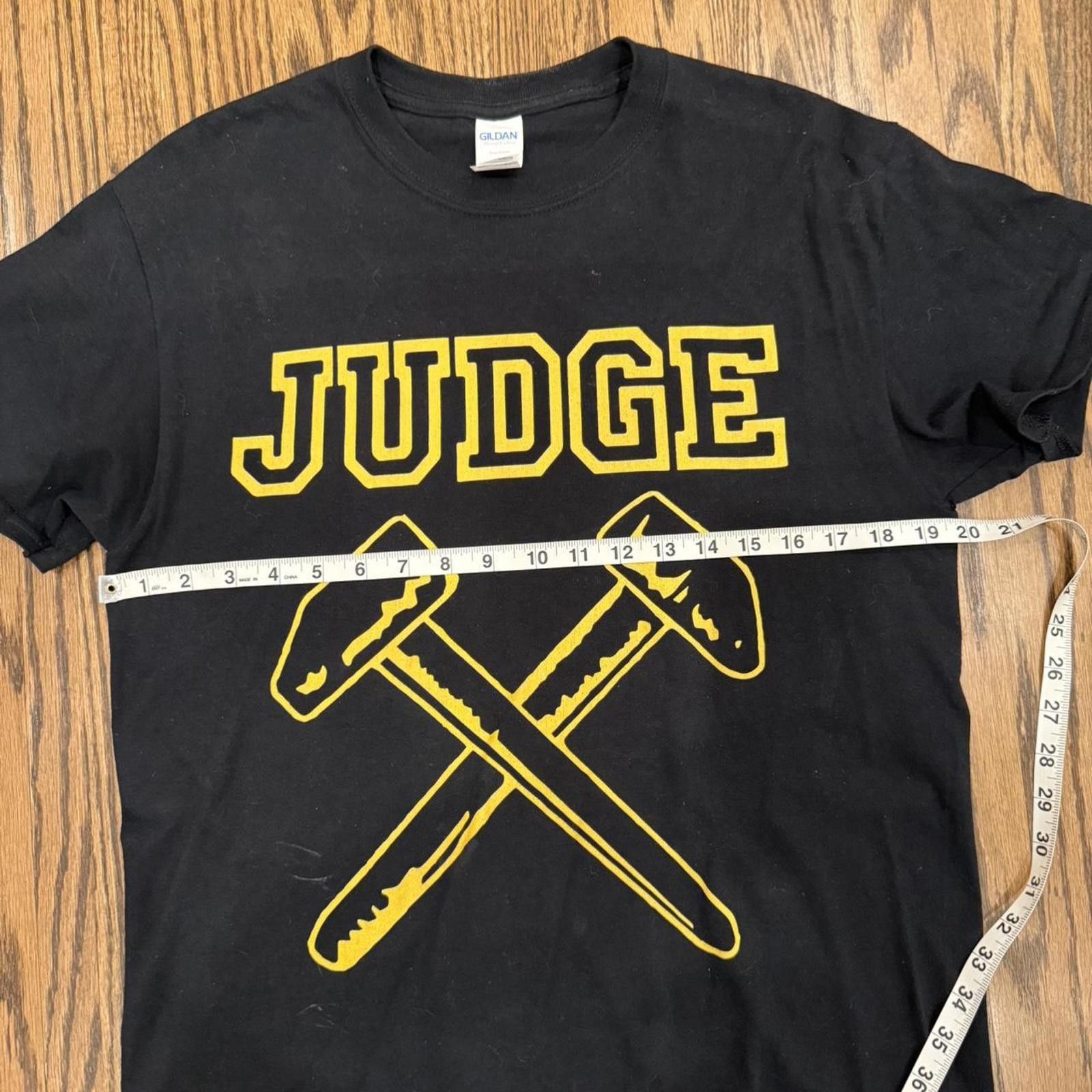 Gildan Judge - Hammers Shirt - M Size US M / EU 48-50 / 2 - 3 Thumbnail