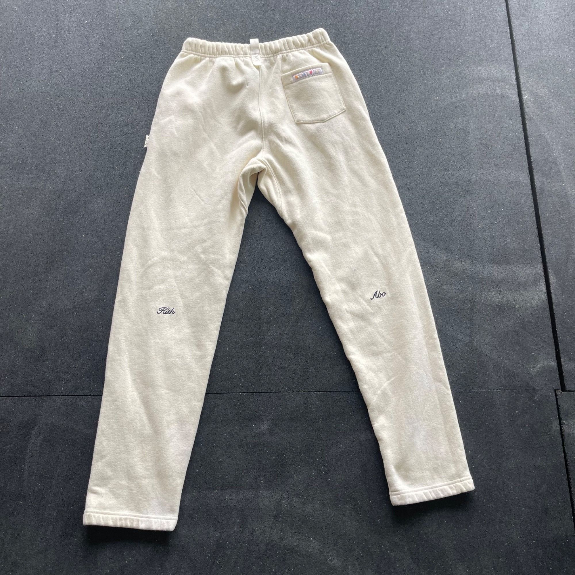 Advisory Board Crystals × Kith ADVISORY BOARD CRYSTALS x KITH CREAM SWEATPANTS SZ M Size US 32 / EU 48 - 6 Thumbnail