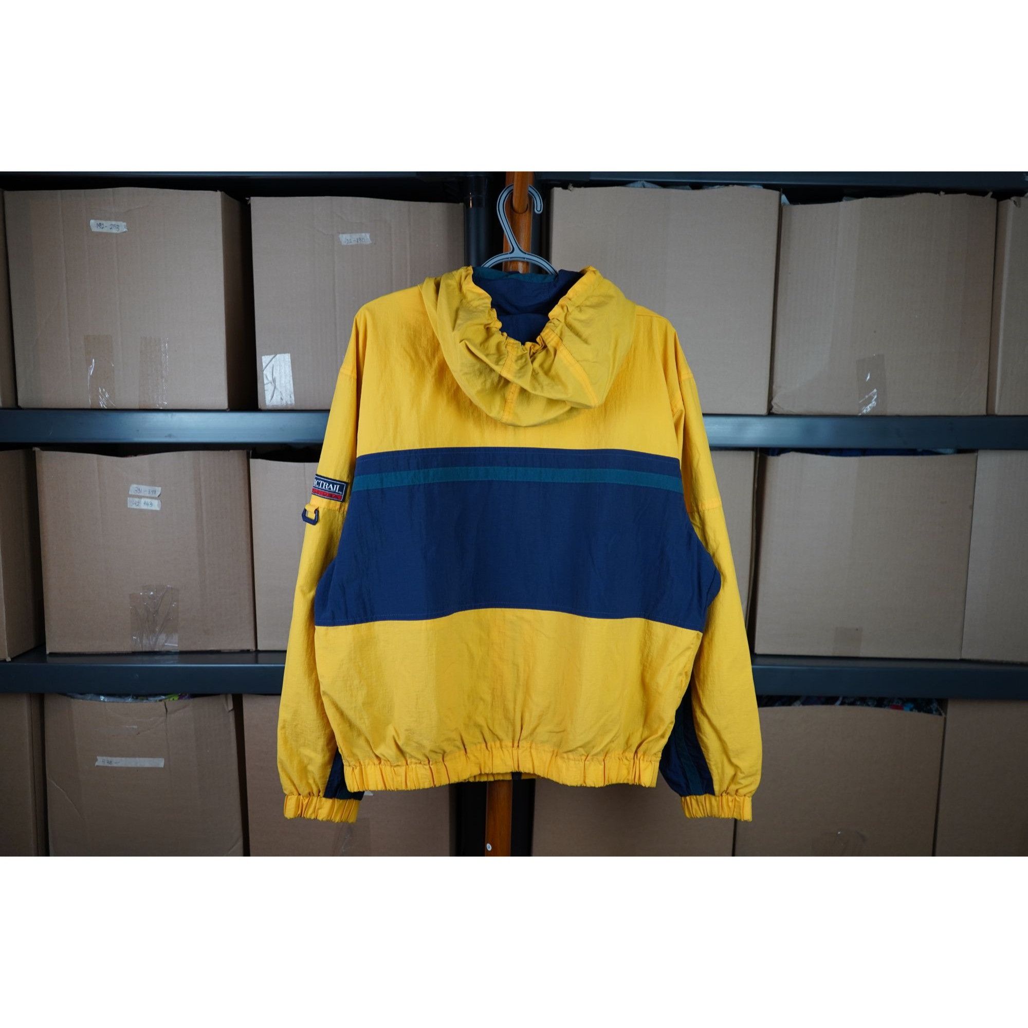 Pacific Trail × Vintage Vintage Jacket Yellow Pacific Trail M Baggy 90s #489 Size US M / EU 48-50 / 2 - 2 Thumbnail