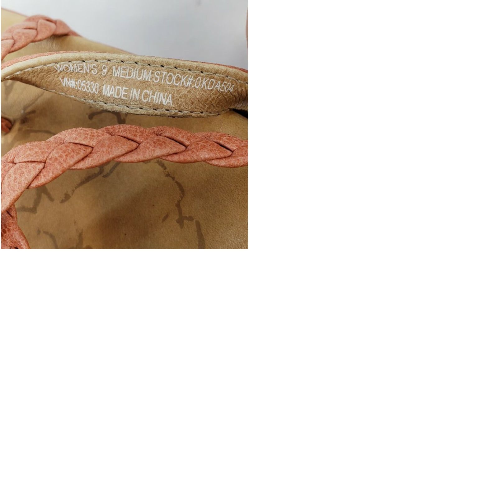 Vintage L.L. Bean Women’s Slip On Thong Sandals Salmon Leather Straps Size 9M Size US 10 / IT 40 - 9 Thumbnail