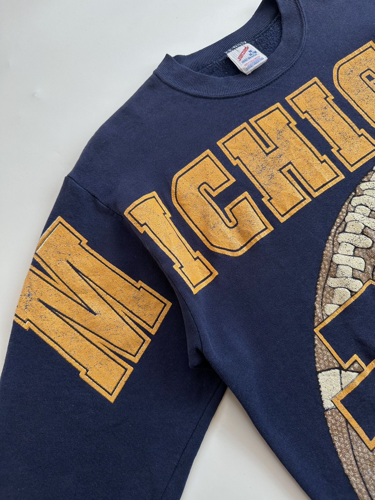 Vintage 90s Vintage Michigan Wolverines Spell Out Sweatshirt Size US M / EU 48-50 / 2 - 7 Thumbnail