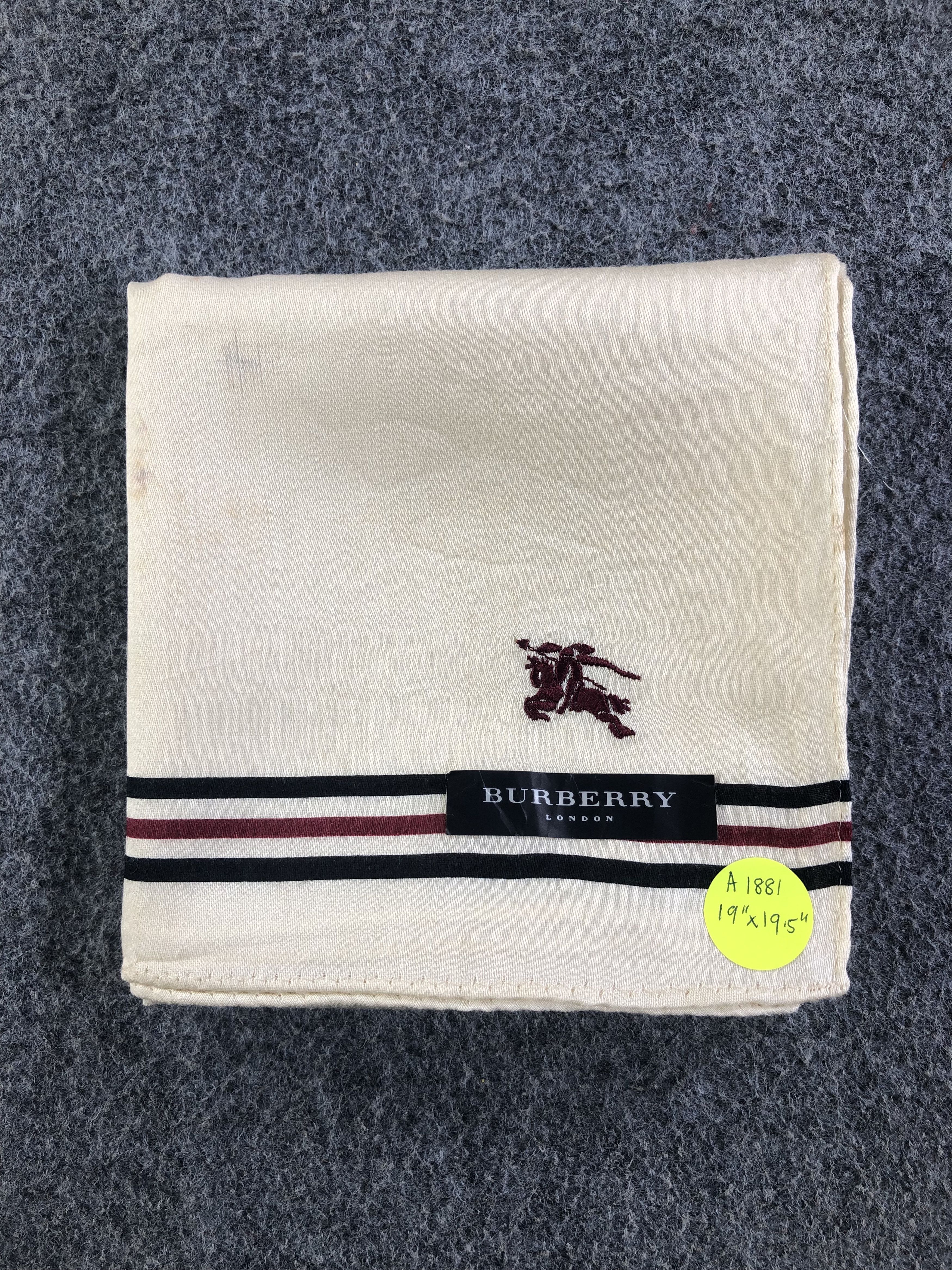 Burberry Burberry Handkerchief / Bandana / Neckerchief / Headscarf Size ONE SIZE - 9 Thumbnail