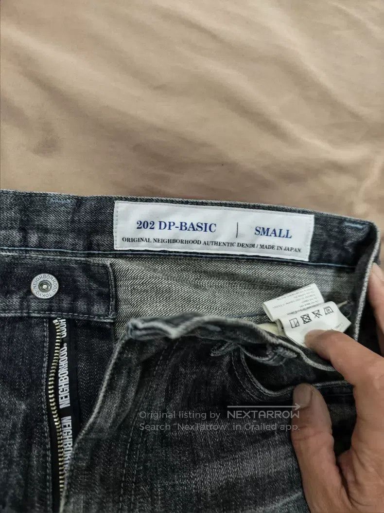 Neighborhood Neighborhood size S jeans Size US 27 - 5 Thumbnail