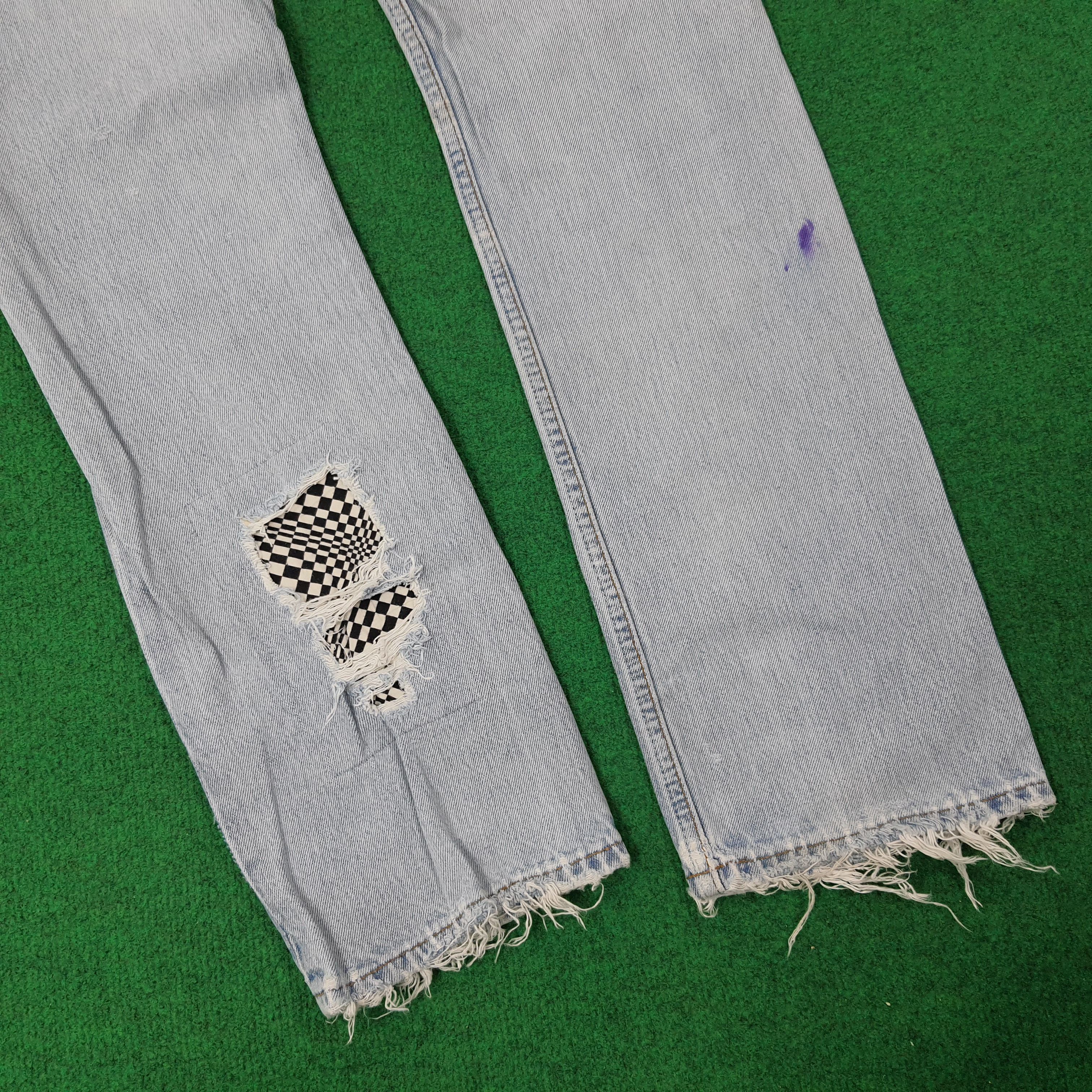 Levi's Vintage Levi's Distressed Doraemon Patchwork Jean C252N17 Size US 28 / EU 44 - 7 Thumbnail