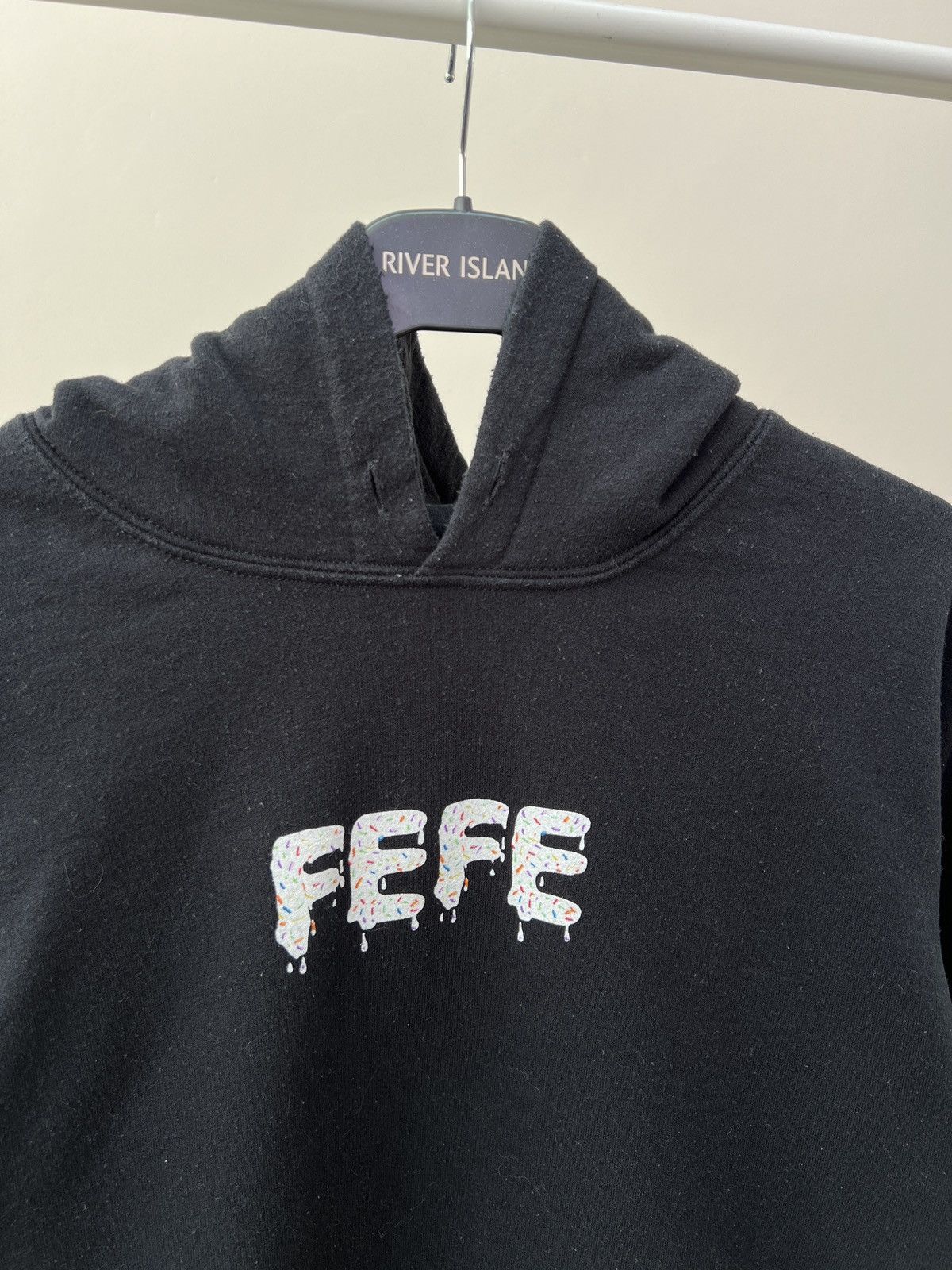 Other Vintage 6ix9ine “FEFE” Graphic Faded Hoodie Hip Hop Size US L / EU 52-54 / 3 - 4 Thumbnail