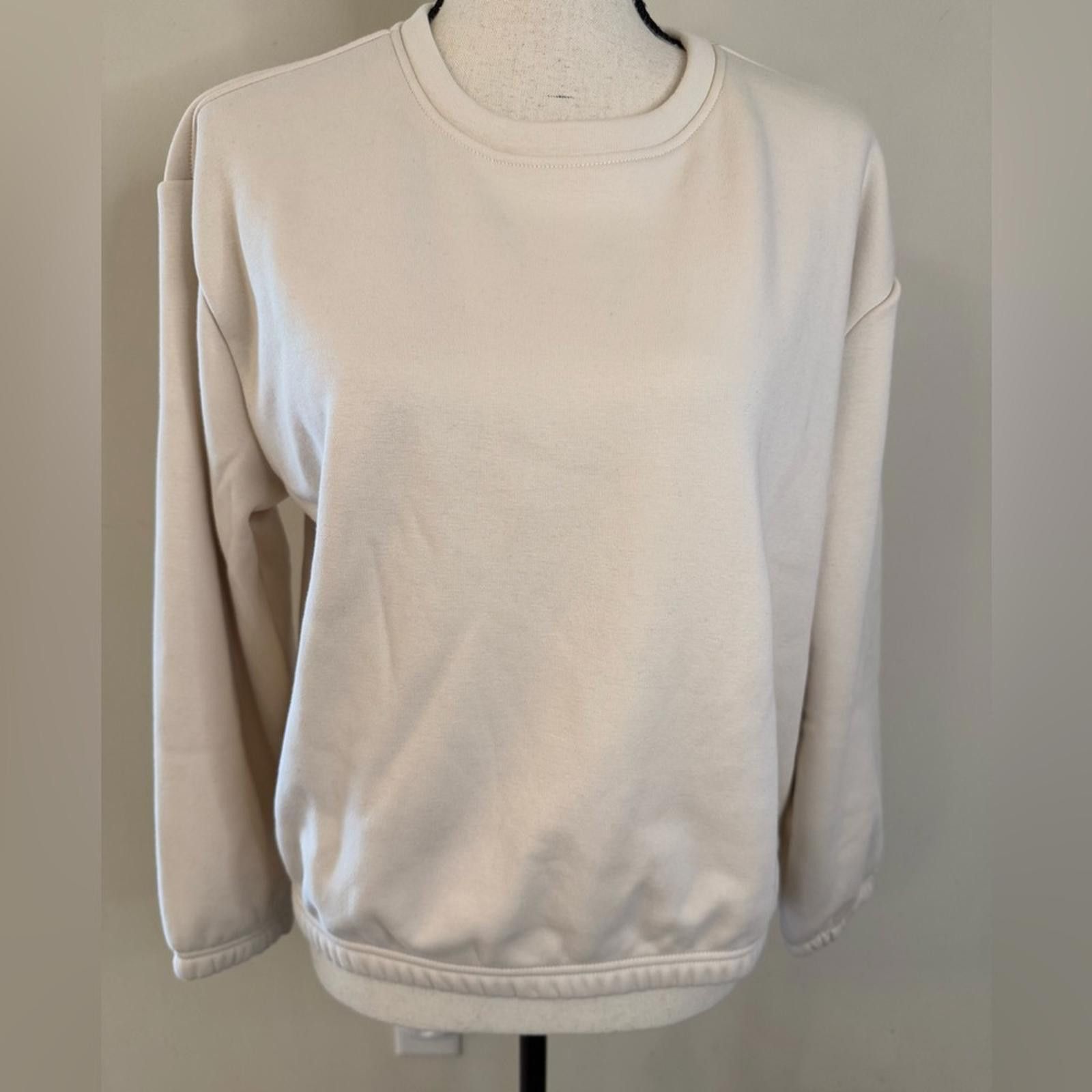 Banana Republic Banana Republic fleece lined sweatshirt SZ SM Size S / US 4 / IT 40 - 1 Thumbnail