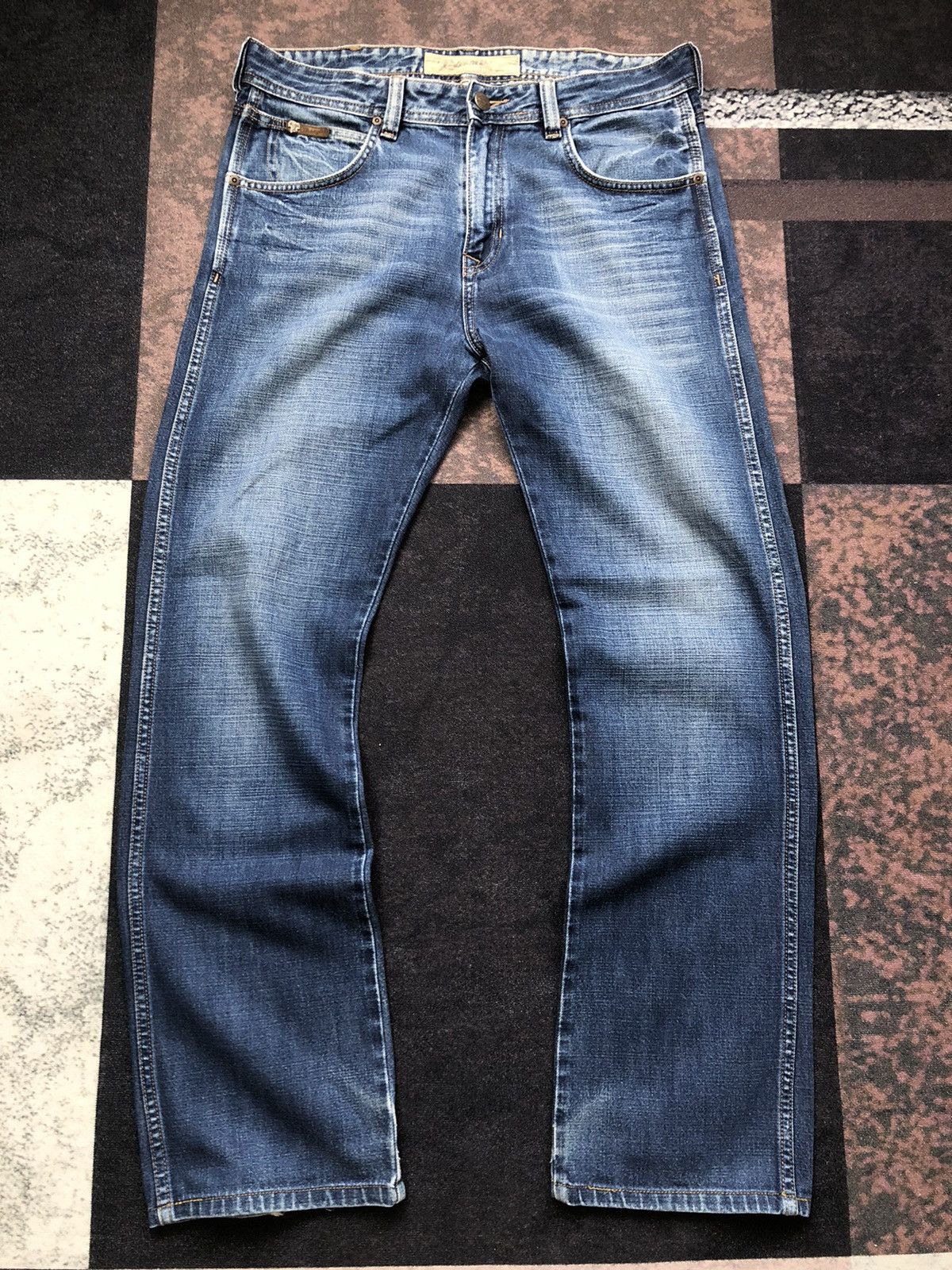 Vintage Vintage Wrangler Regular Fit Straight Jeans Size US 35 - 1 Thumbnail
