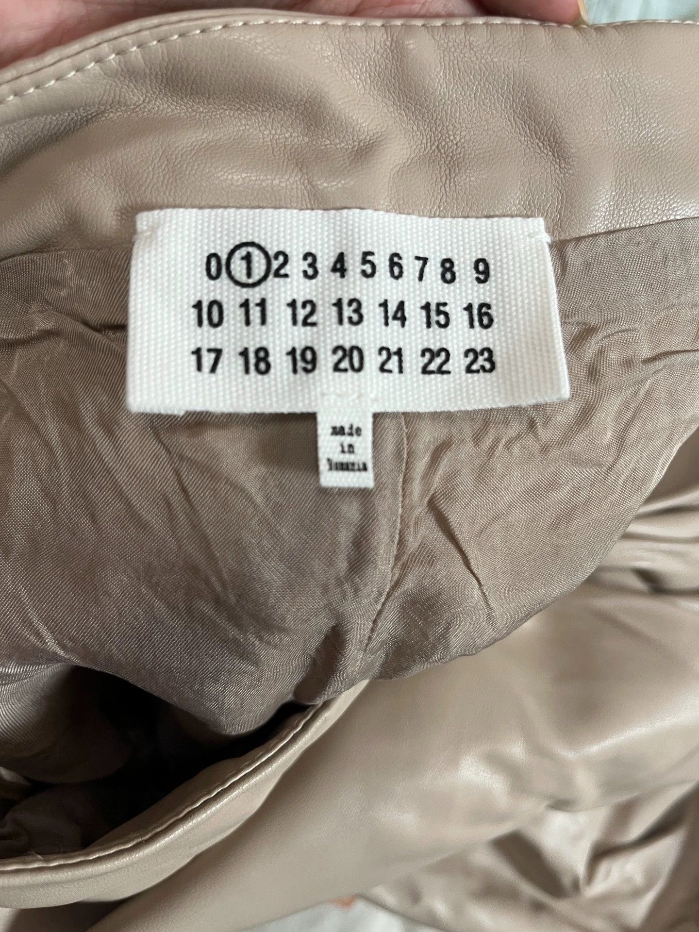 Maison Margiela Maison Margiela Pink Culottes 36 New (Minor Waist Peeling) Size 25" / US 0 / IT 36 - 3 Thumbnail