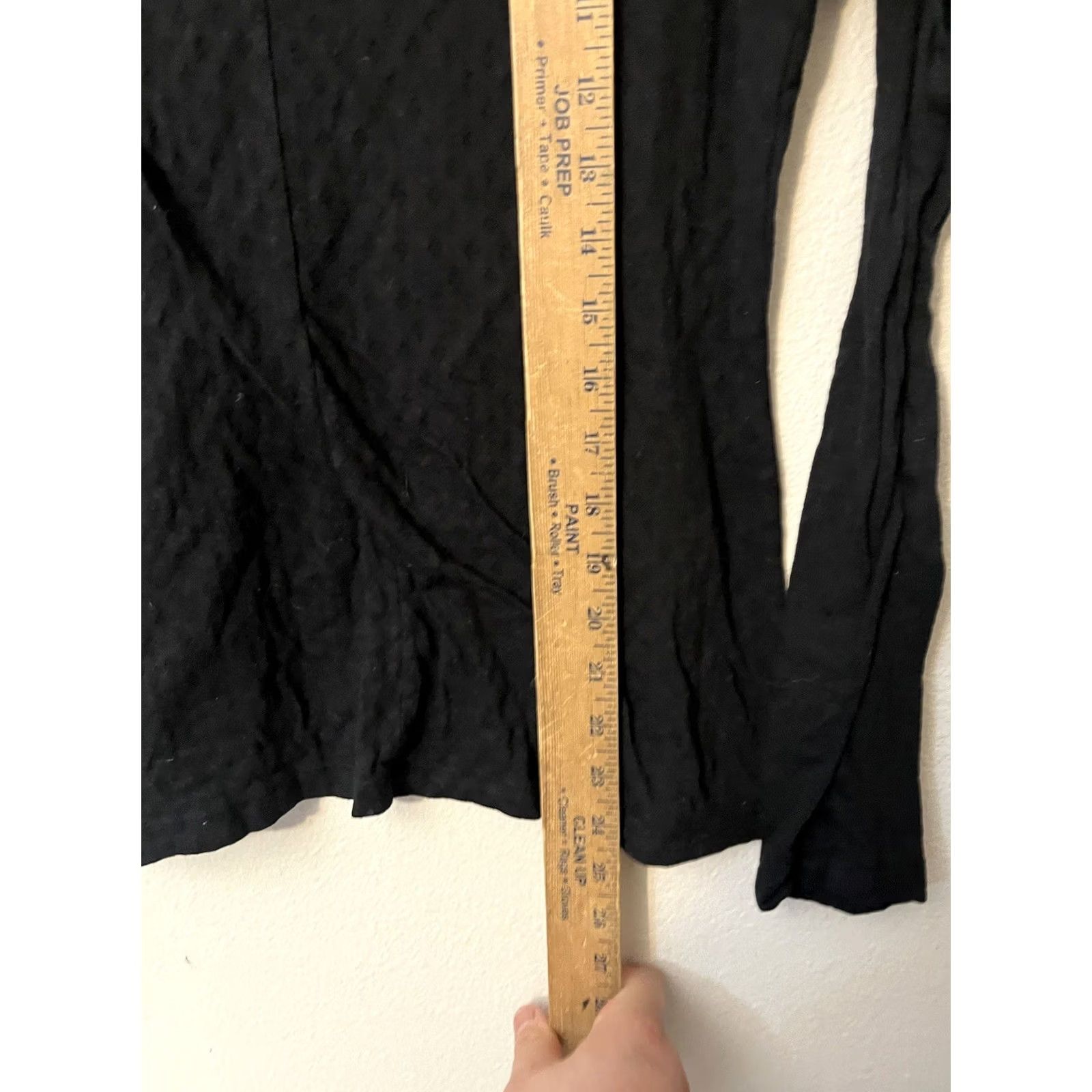 Victoria's Secret Victoria's Secret Top Womens Medium Round Neck Tee Shirt Long Sleeve Black T-Shirt Womens M Black Casual Basic Love Ancient? Size M / US 6-8 / IT 42-44 - 4 Thumbnail