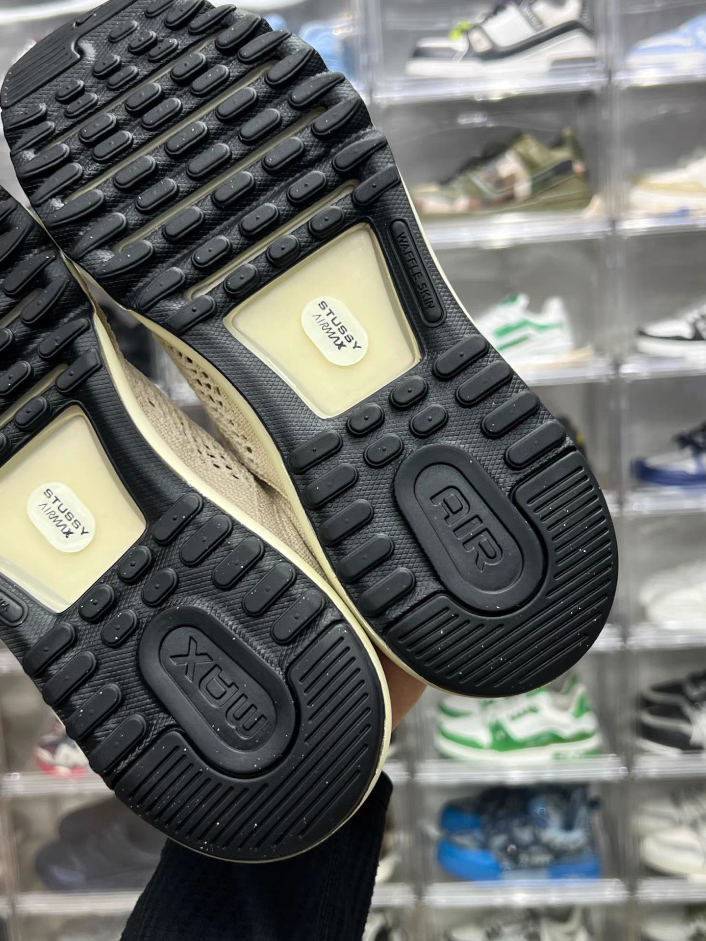 Nike Nike × Stüssy Air Max 2013 "Fossil" K15 Size US 10 / EU 43 - 9 Thumbnail