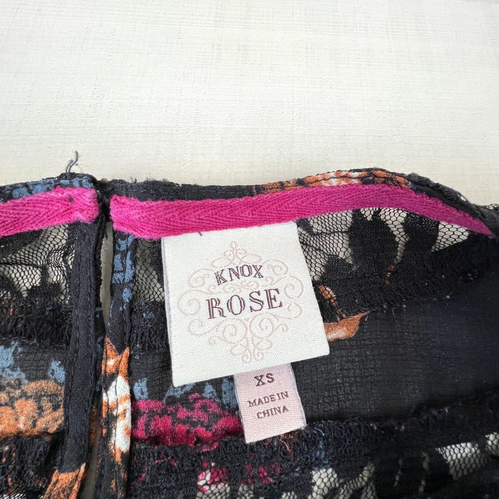 Vintage Knox Rose Womens XS Top Black Floral Boho Blouse Flowy Oversized Long Sleeve Size XS / US 0-2 / IT 36-38 - 4 Thumbnail