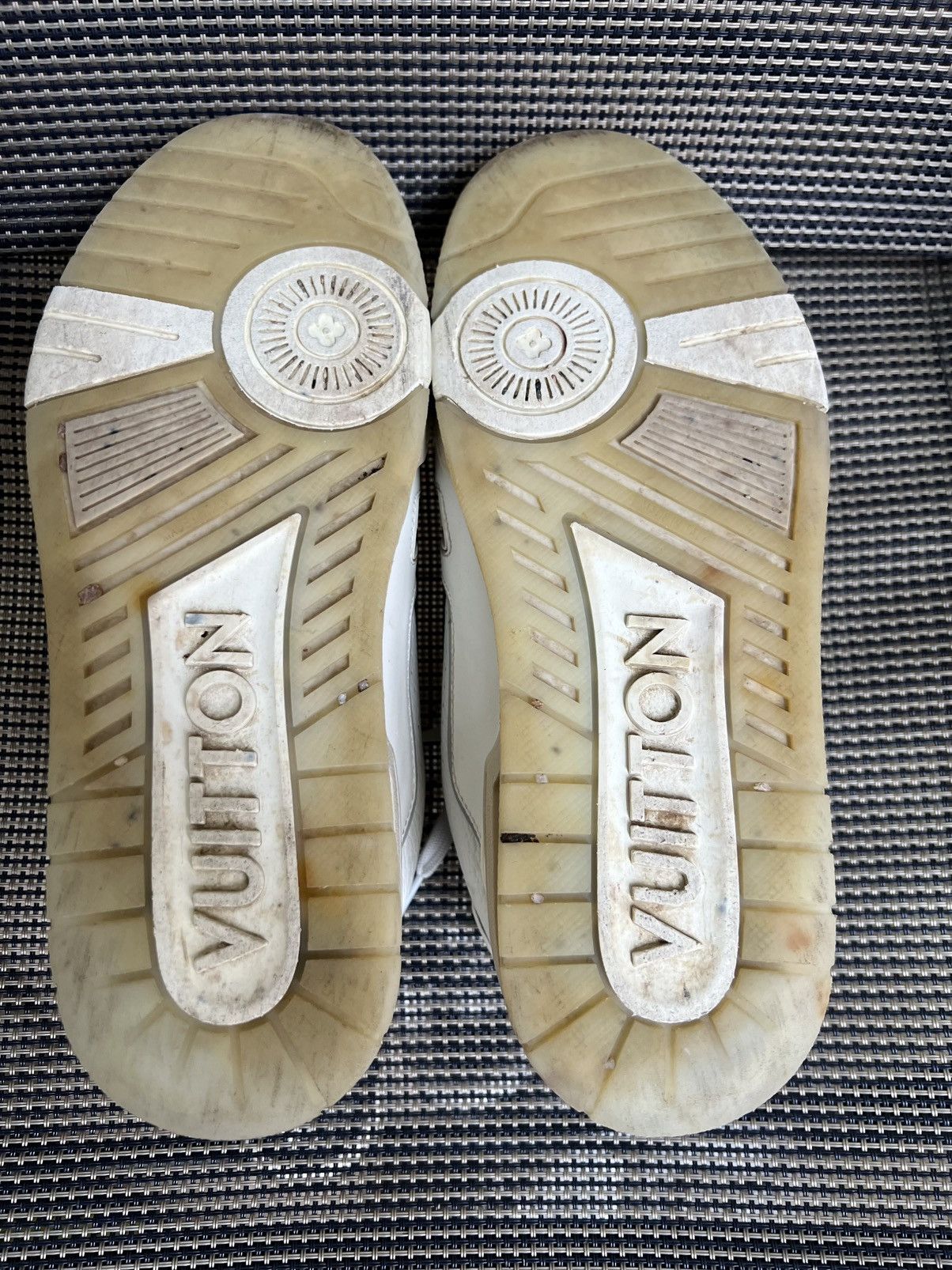 Louis Vuitton Louis Vuitton LV Trainer Size US 8 / EU 41 - 11 Thumbnail