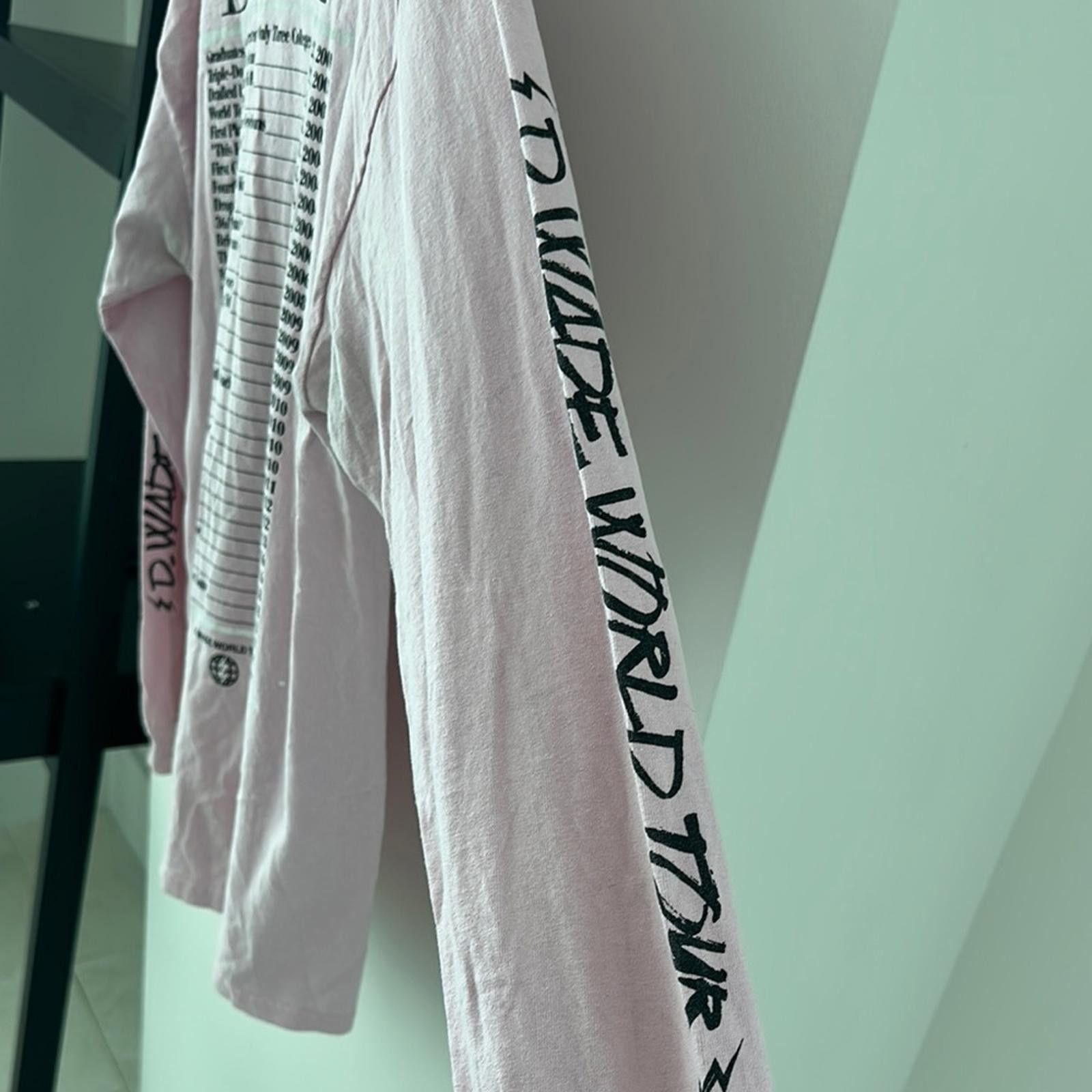 Designer Black and Pink Long Sleeve Tee with Graphic Design Size US L / EU 52-54 / 3 - 3 Thumbnail