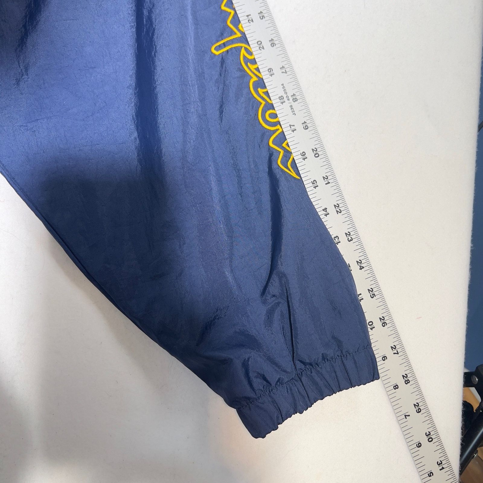 Champion Champion 1/2 Zip Pullover 2XL Vented Embroidered Logo Pocket Size US XXL / EU 58 / 5 - 15 Thumbnail