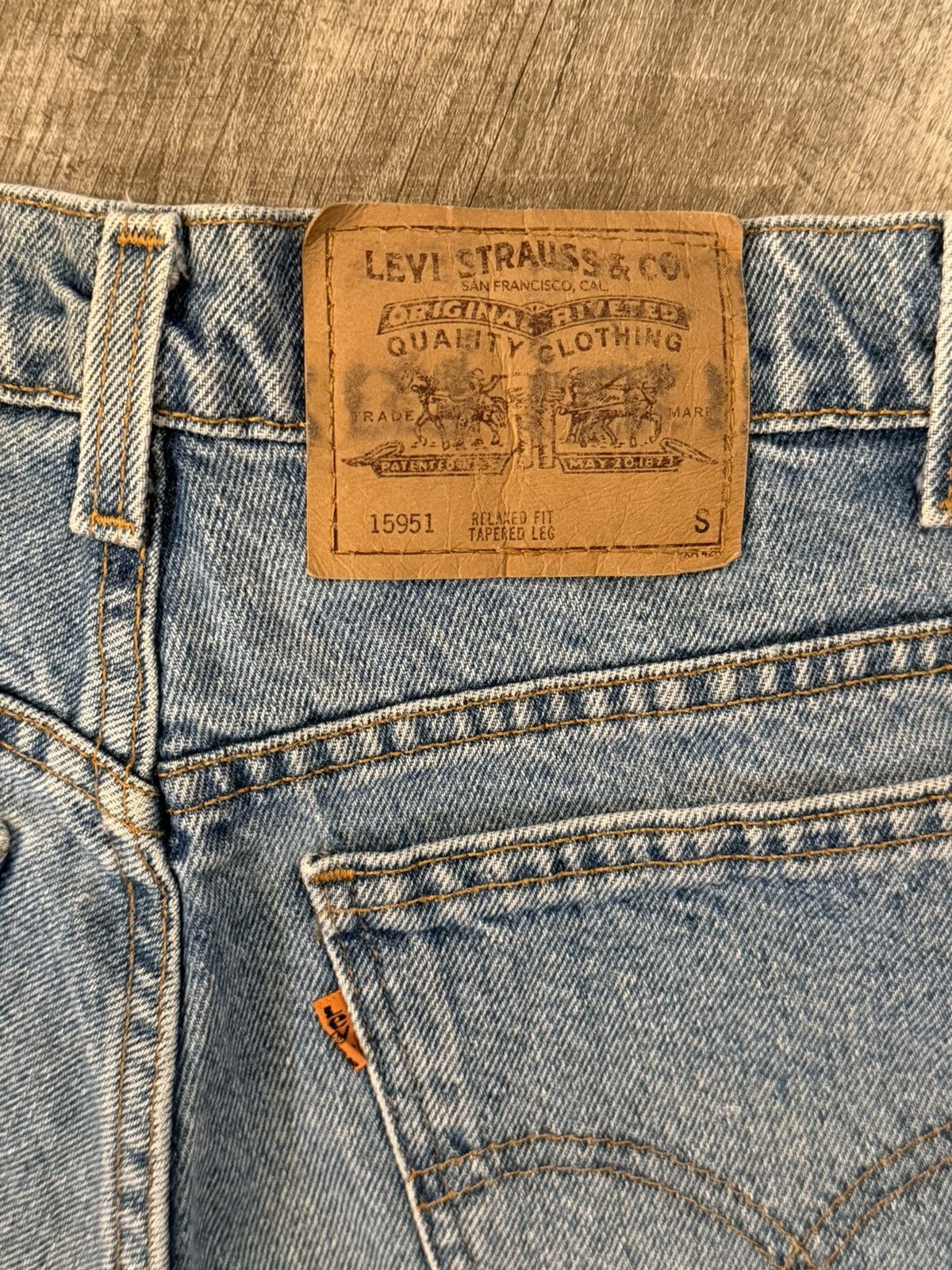 Levi's Vintage Clothing Levi’s Orange Tab Relaxed Fit Tapered Leg 15951 Size US 30 / EU 46 - 3 Thumbnail