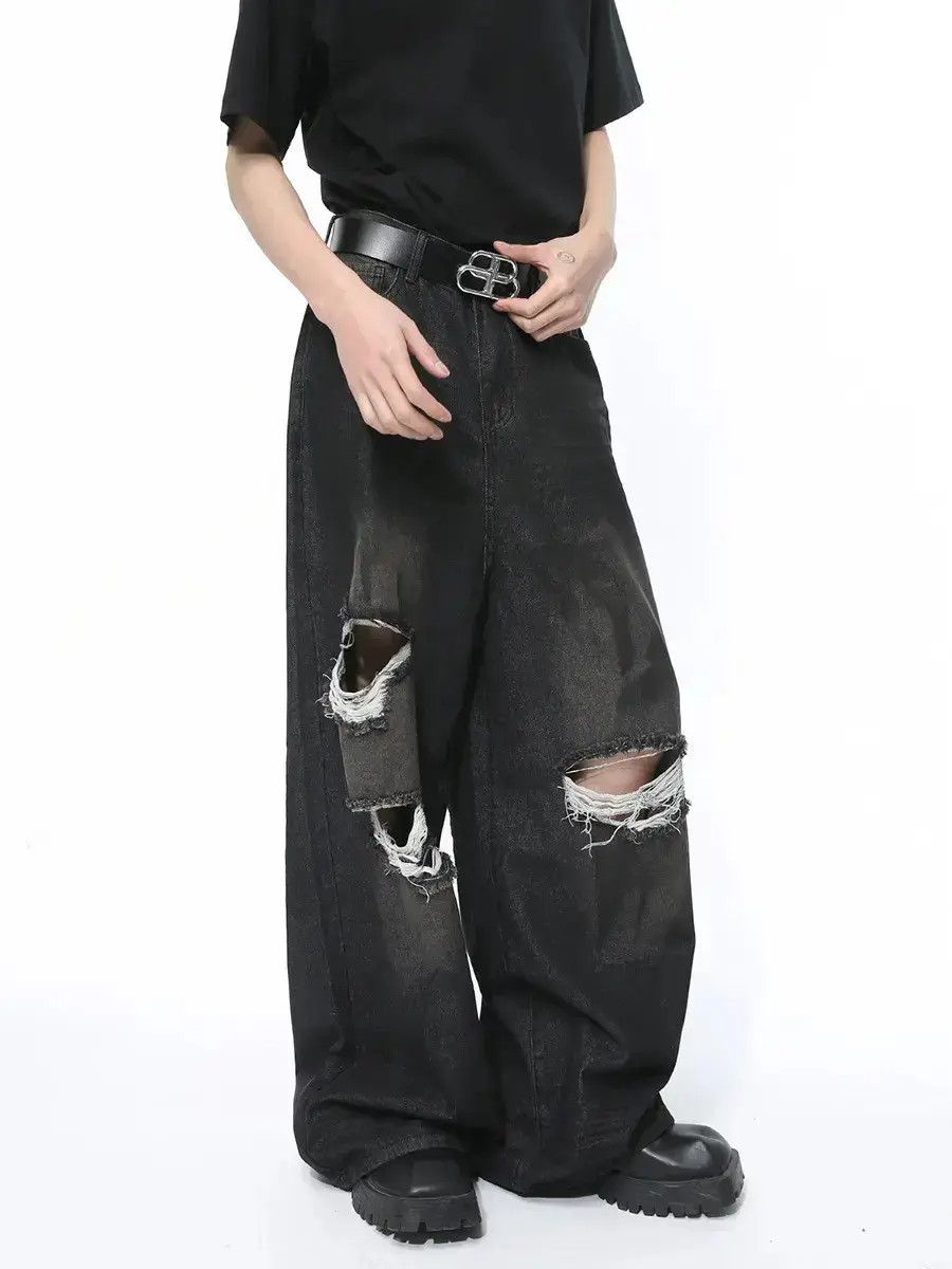 Japanese Brand Retro loose straight leg ripped jeans Size US 32 / EU 48 - 1 Thumbnail