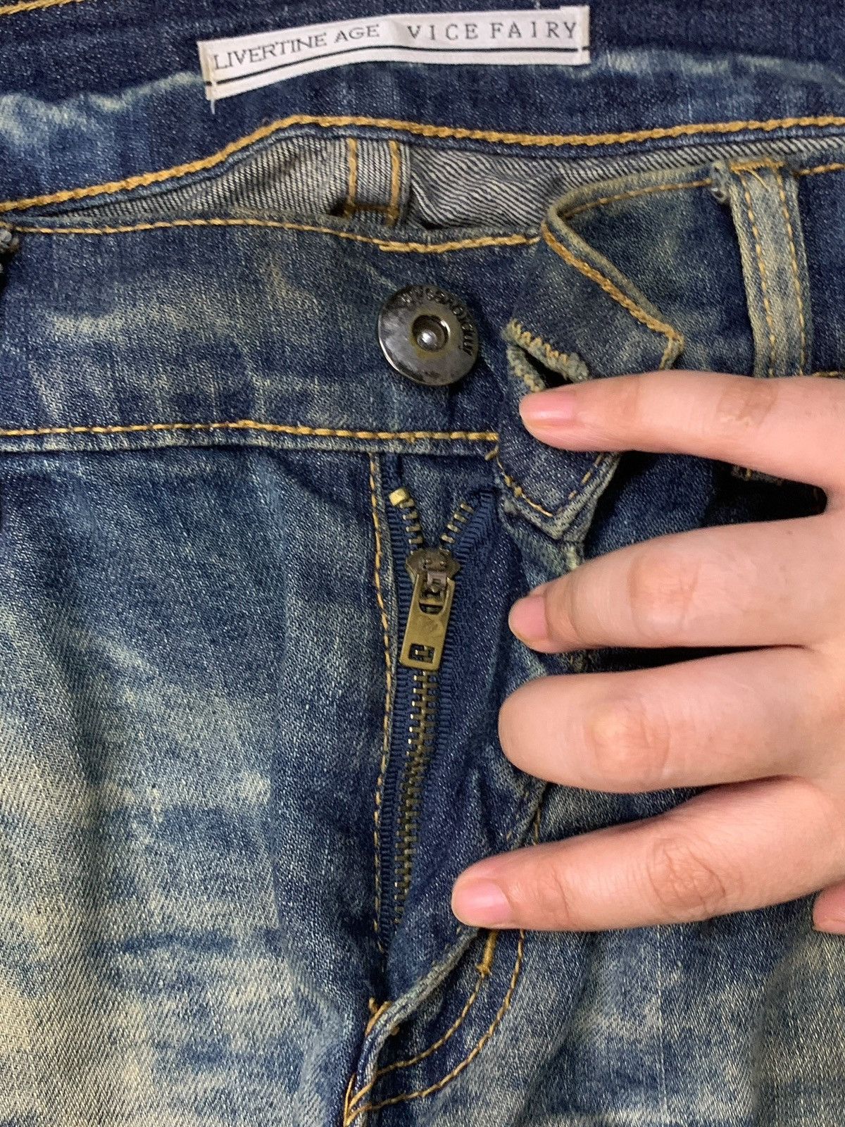 Japanese Brand Vintage Japanese Brand Rusty Wash Distressed Bleach Jeans Size US 32 / EU 48 - 3 Thumbnail