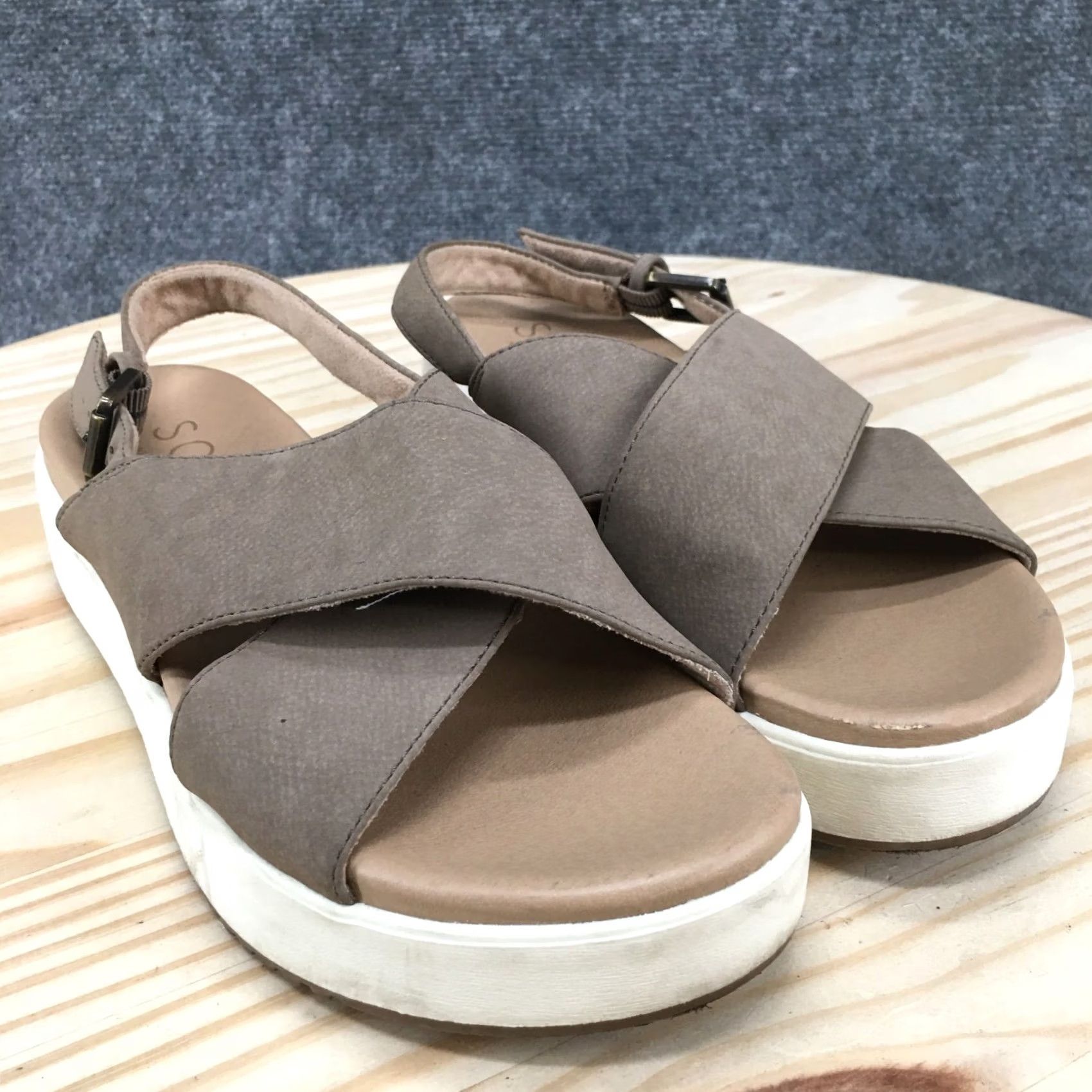 Vintage SOUL Naturalizer Sandal Womens 8.5 M Honor Wedge Cross Strap Slingback Brown Size US 9 / IT 39 - 6 Thumbnail