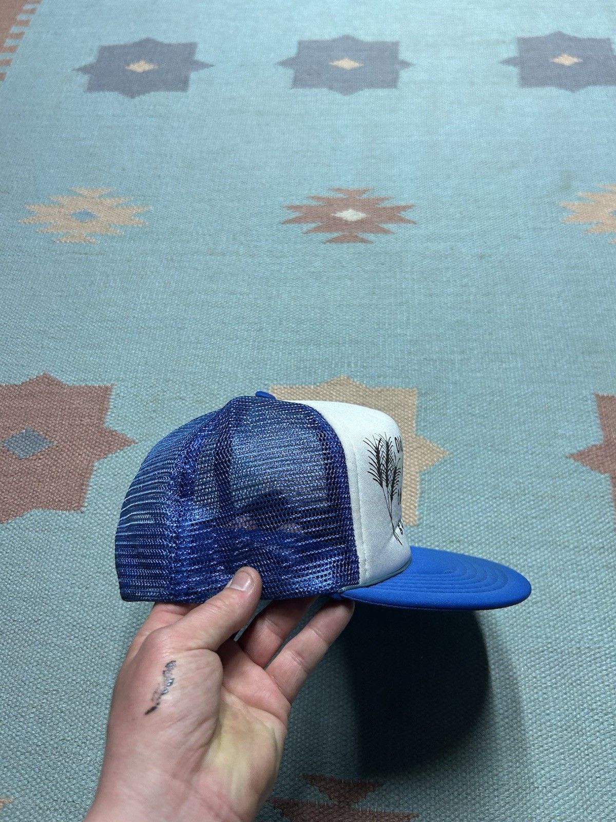 Vintage Vtg trucker hat old farmers never die they go to seed funny Size ONE SIZE - 9 Thumbnail