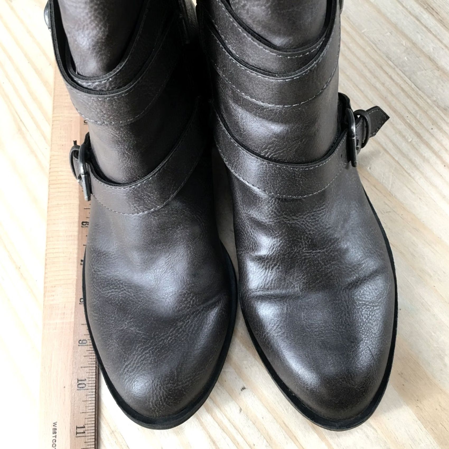 Vintage Style&co. Boots Womens 8M Baxten Zip Biker Ankle Bootie Brown Faux Leather Clothing Shoes Boots Women's 8 M Brown Faux Leather Biker Style 90s? Size US 8 / IT 38 - 6 Thumbnail