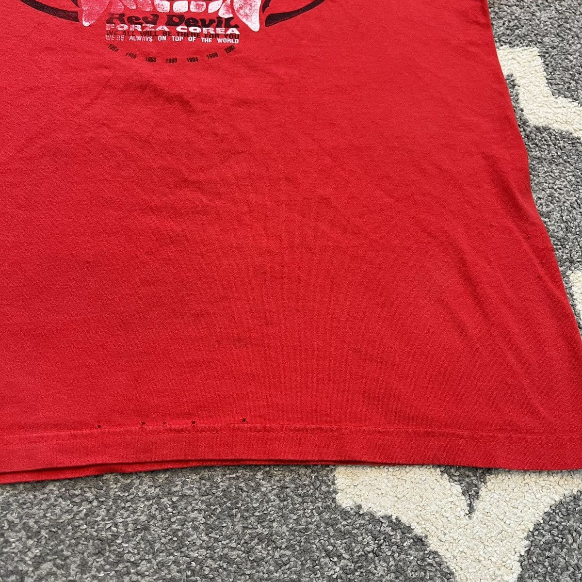 Vintage vintage red devil forza corea graphic tee Size US XL / EU 56 / 4 - 4 Thumbnail