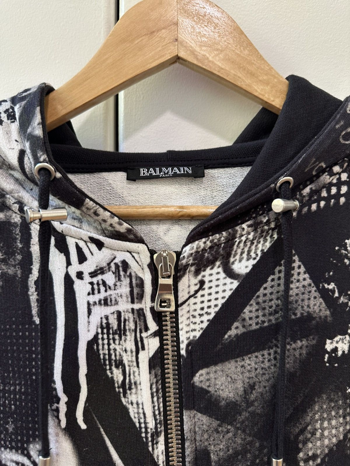 BALMAIN バルマン ダブルジップボーダーパーカー archive swag BALMAIN（バルマン） 国内正規/ RH03843J928 LOGO ZIPPED HOODIE