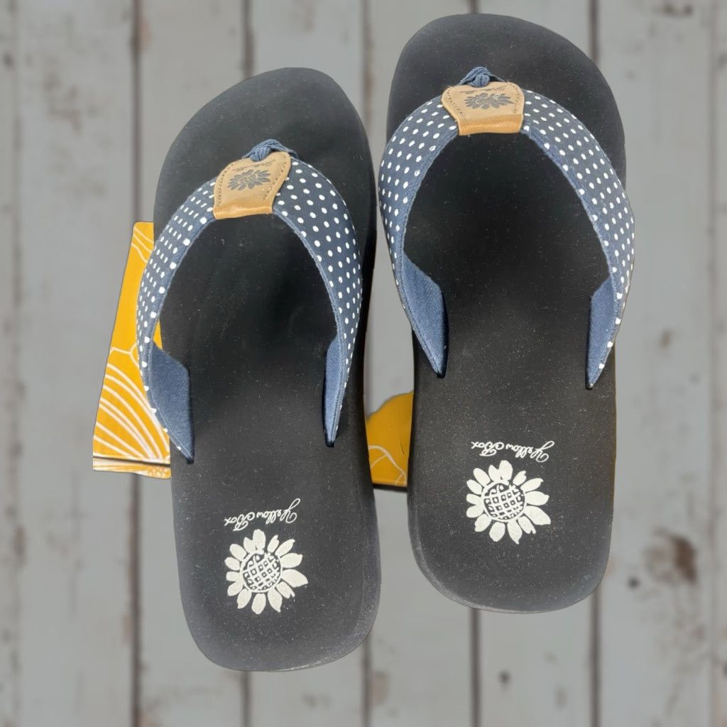Vintage Yellowbox Fairy Navy Polka Dots Flip Flops Womens Size 8 Sandal Slip On M Navy Polka Dot Bohemian City Spring Summer Casual Workwear Size US 8 / IT 38 - 1 Thumbnail