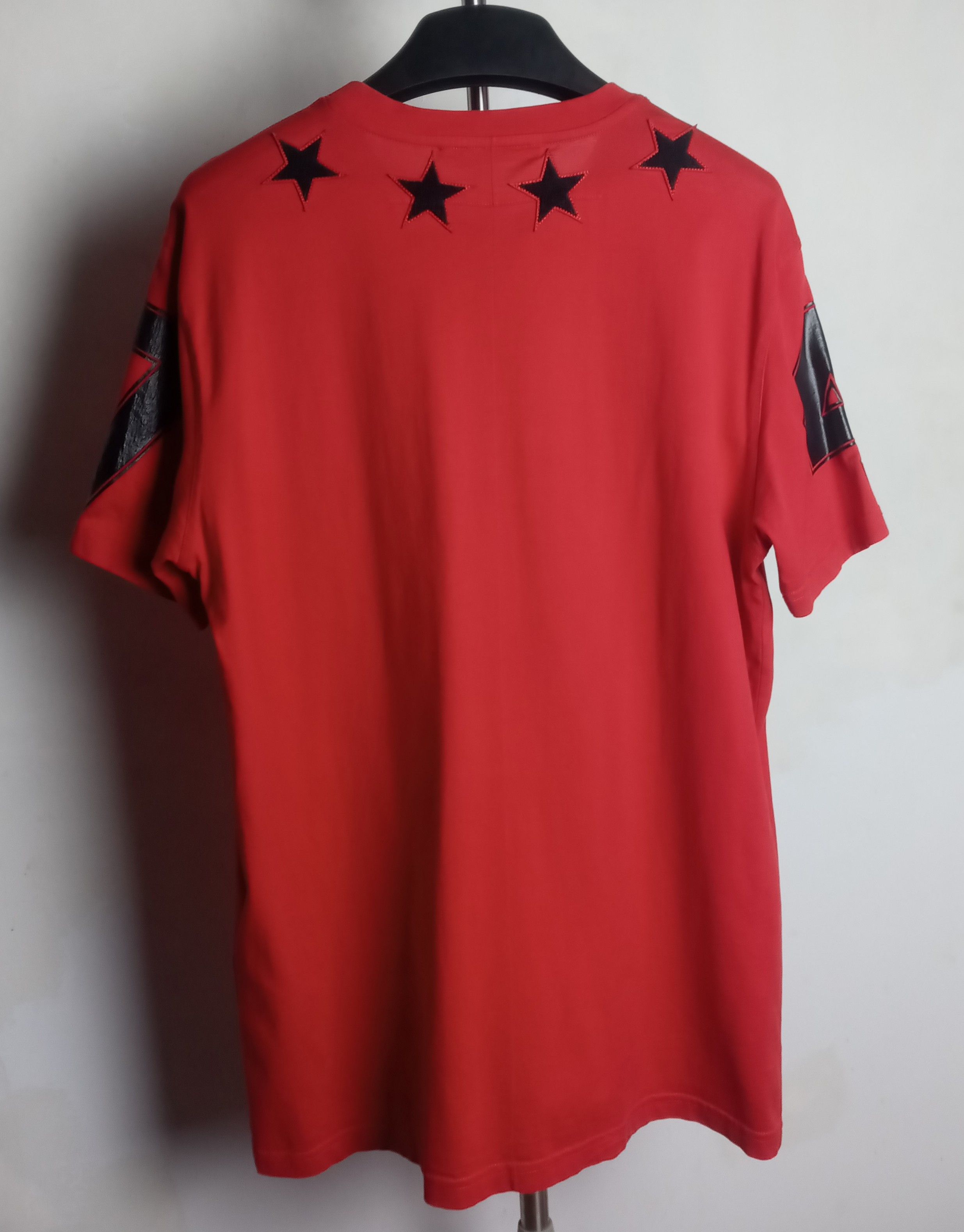 Givenchy Givenchy Red 47 Stars Print T medium Size US M / EU 48-50 / 2 - 8 Thumbnail