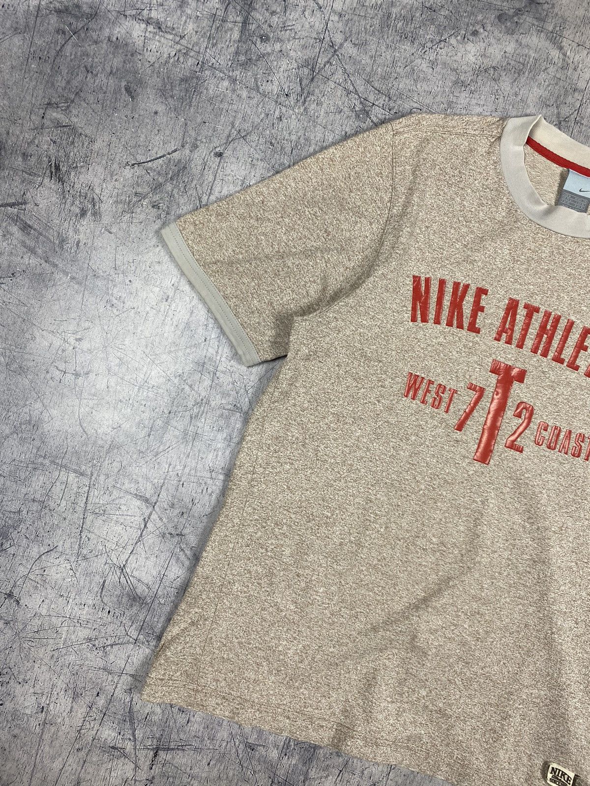 Nike Vintage Nike Athletic Drill Big Logo Tee T Shirt Size US M / EU 48-50 / 2 - 3 Thumbnail