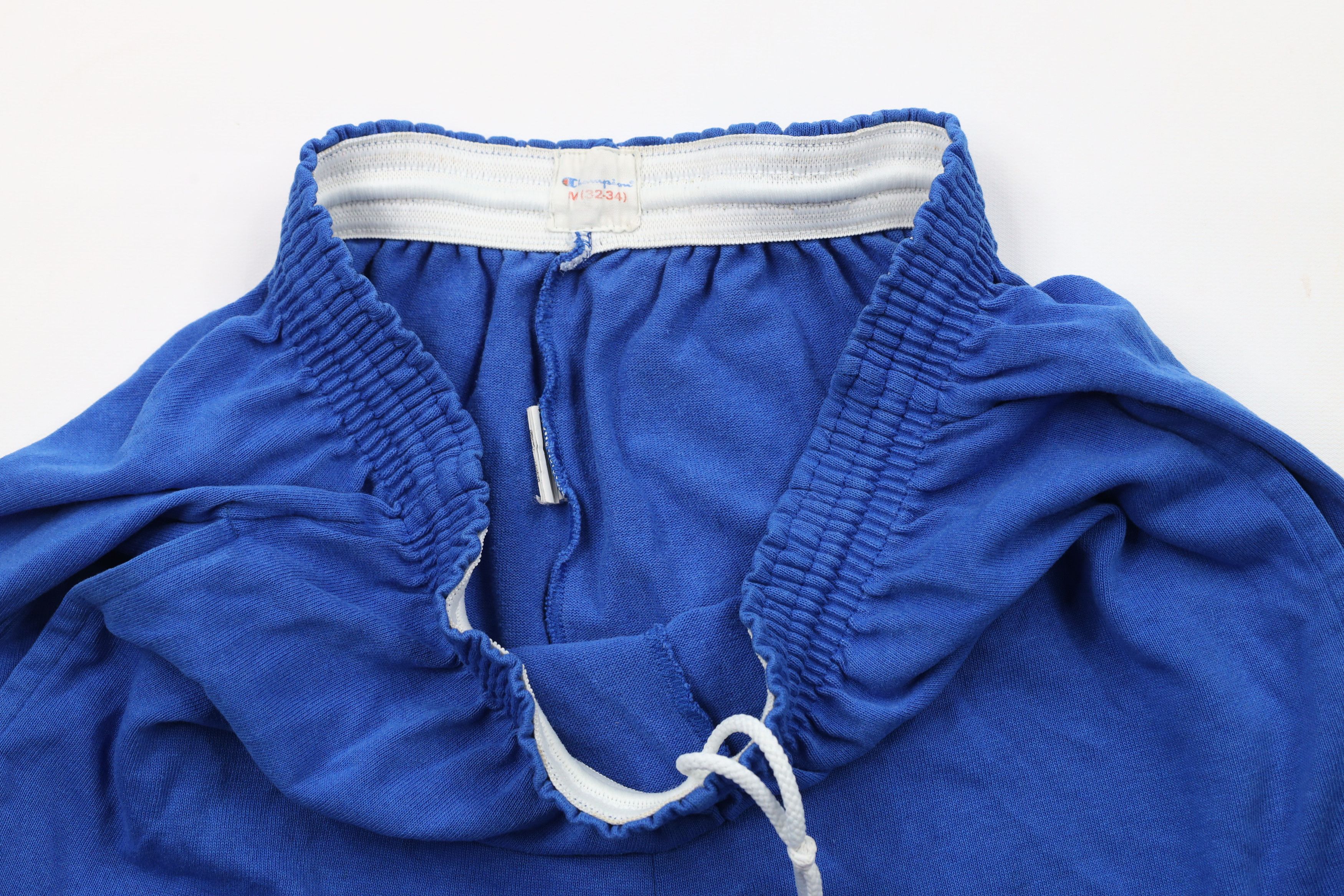 Champion × Vintage Vintage 90s Champion Logo Above Knee Heavyweight Shorts Size US 32 / EU 48 - 8 Thumbnail