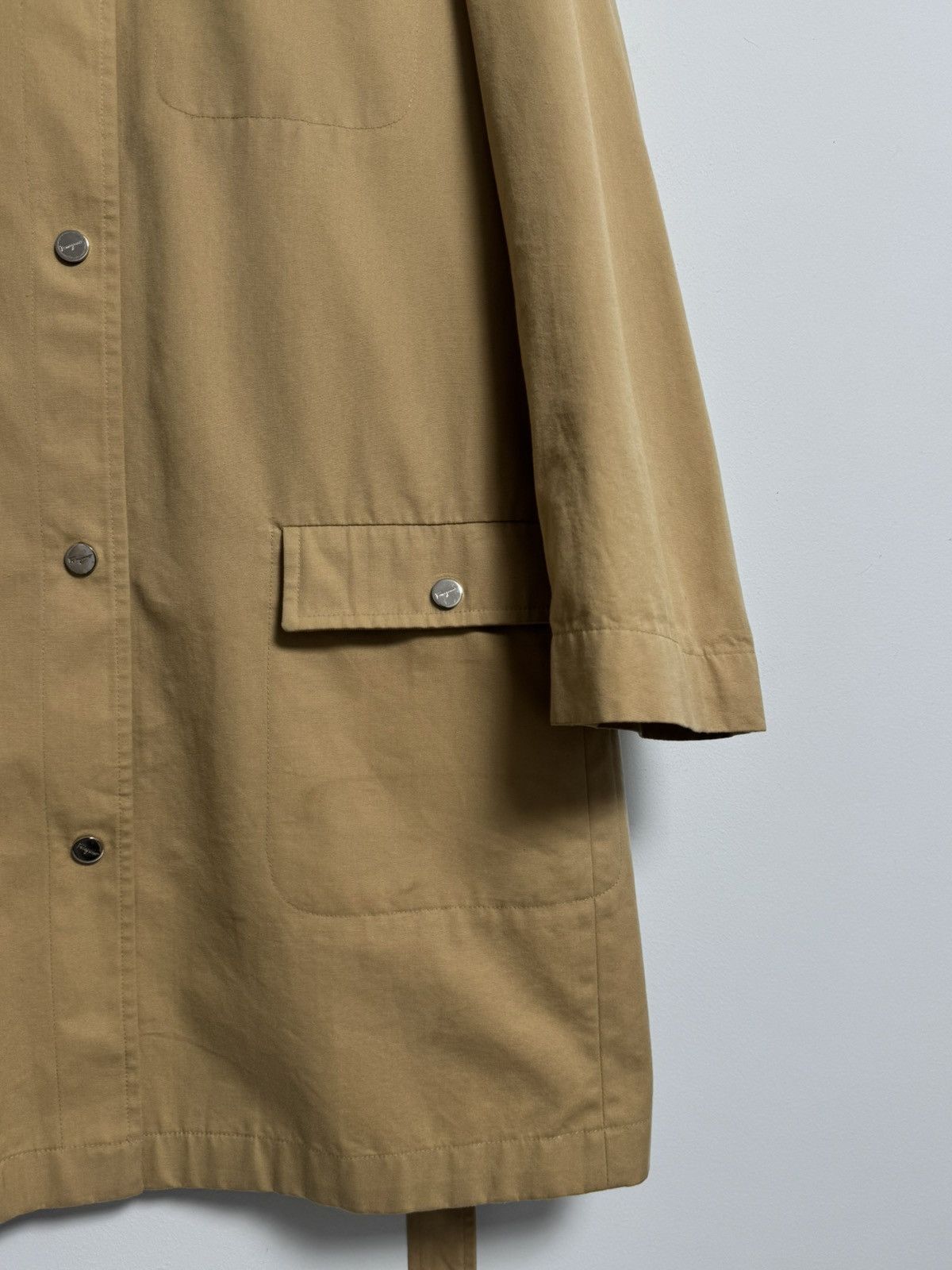 Salvatore Ferragamo Vintage Salvatore Ferragamo Monogram Inside Trench Jacket Size M / US 6-8 / IT 42-44 - 4 Thumbnail