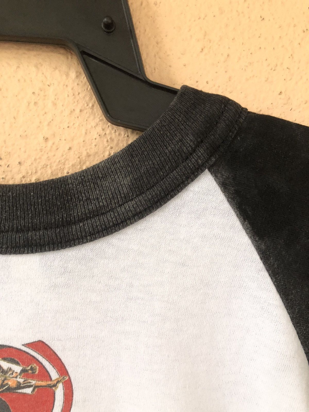 Band Tees × Rap Tees × Vintage Vintage 90s BEASTIE BOYS 3Q Raglan Shirt Size US XL / EU 56 / 4 - 13 Thumbnail