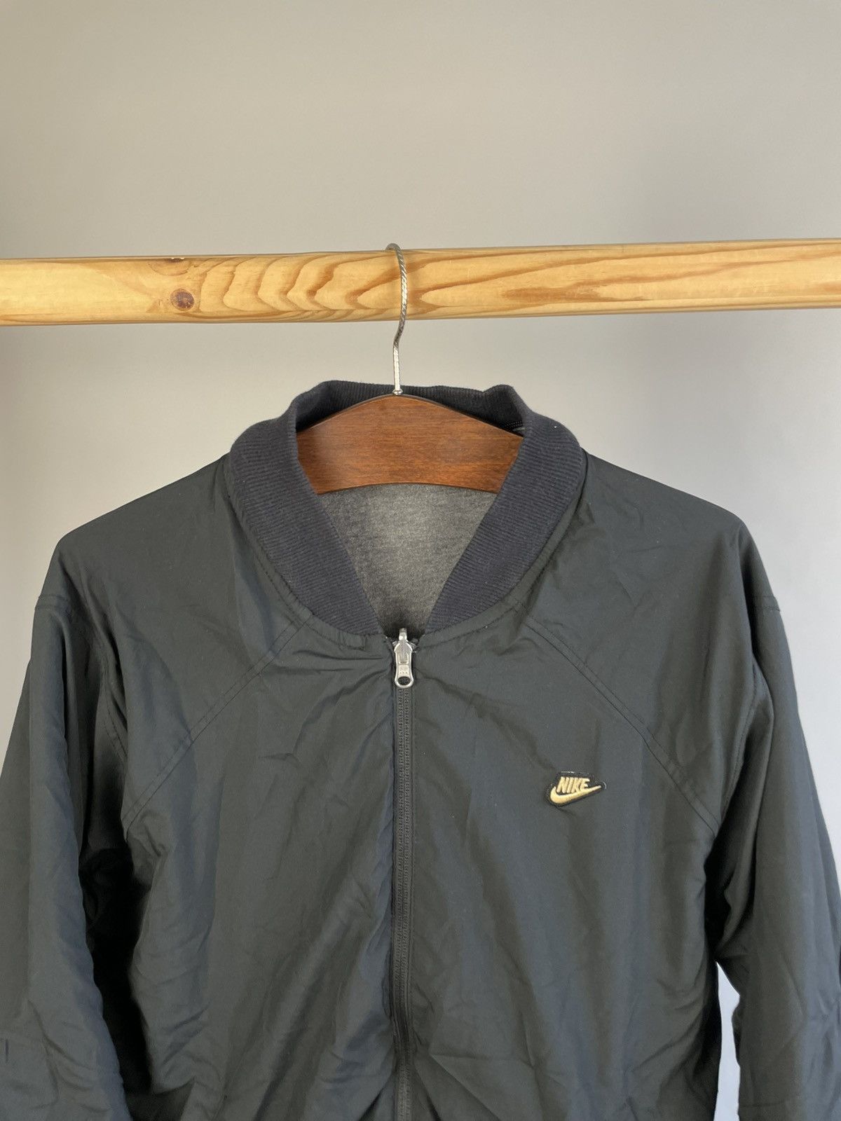 Nike Nike vintage reversible bomber jacket size M Size US M / EU 48-50 / 2 - 2 Thumbnail