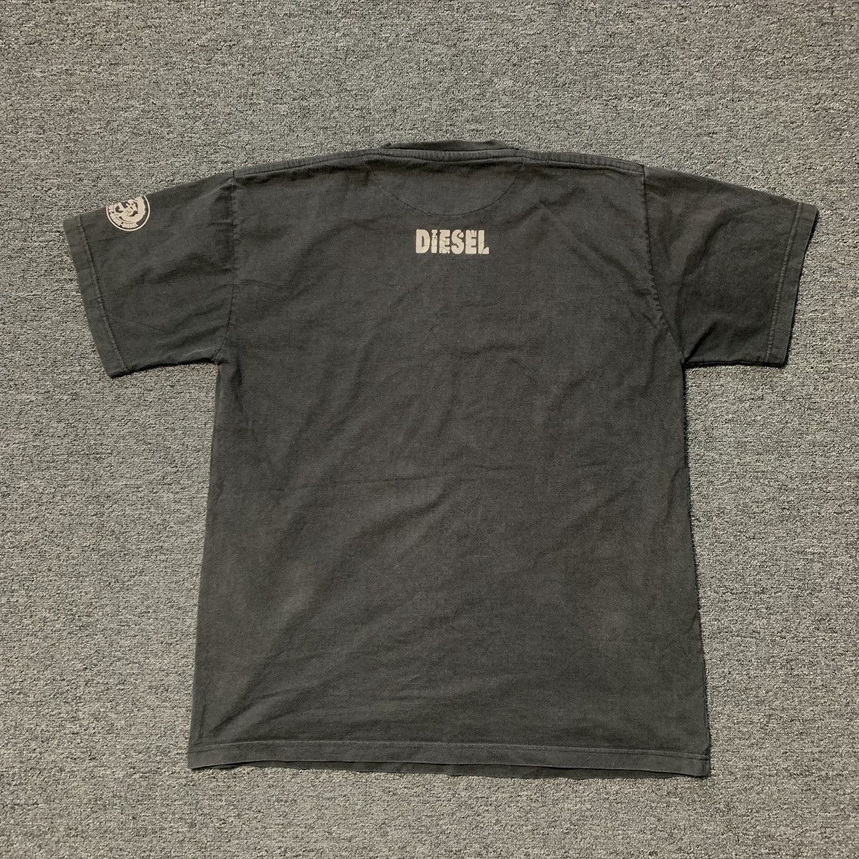 Diesel × Vintage Vintage Diesel y2k Big Logo T-Shirt Size US XXL / EU 58 / 5 - 9 Thumbnail